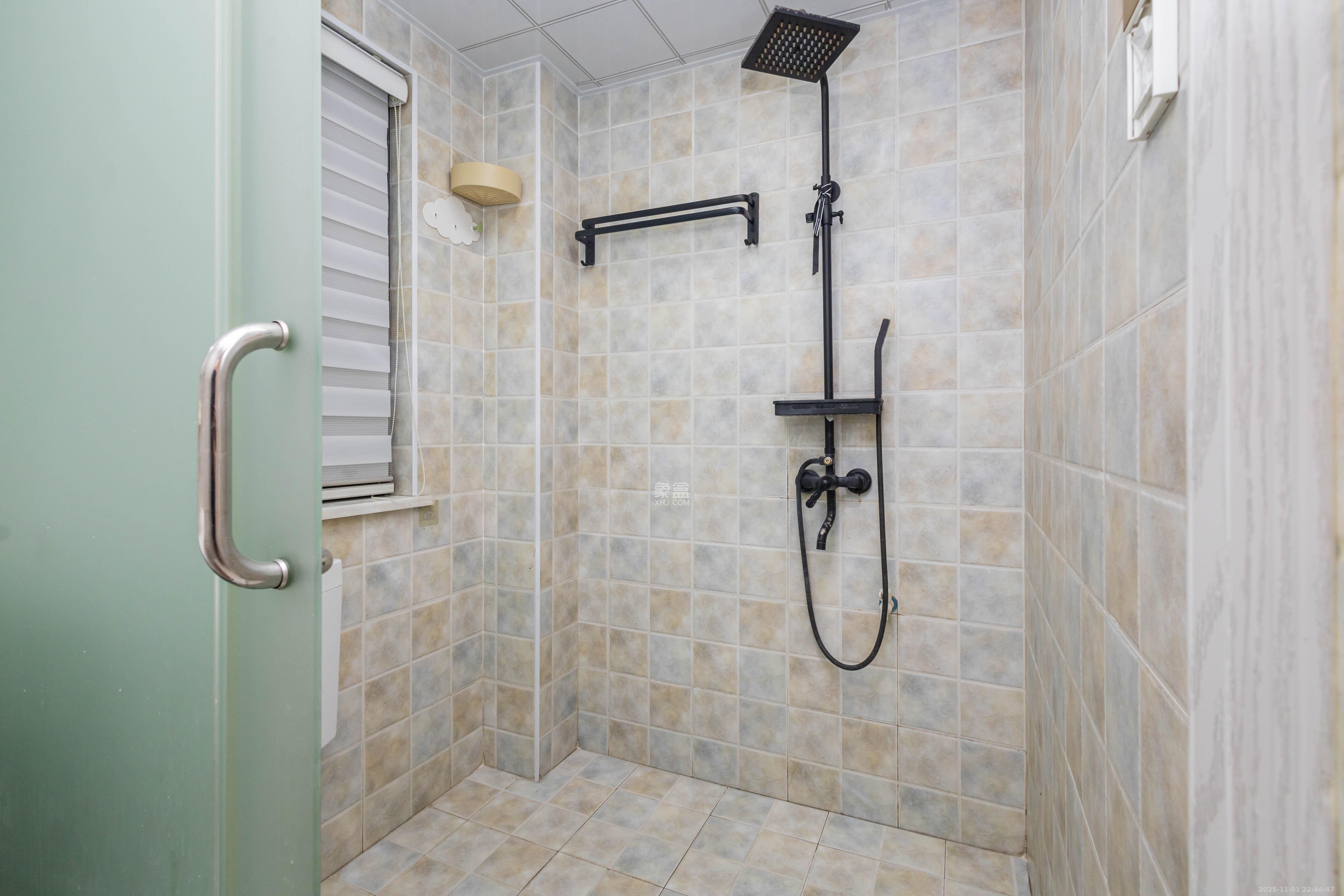 辉宏橄榄城  4室2厅2卫    105.0万 辉宏橄榄城  4室2厅2卫    105.0万卫生间