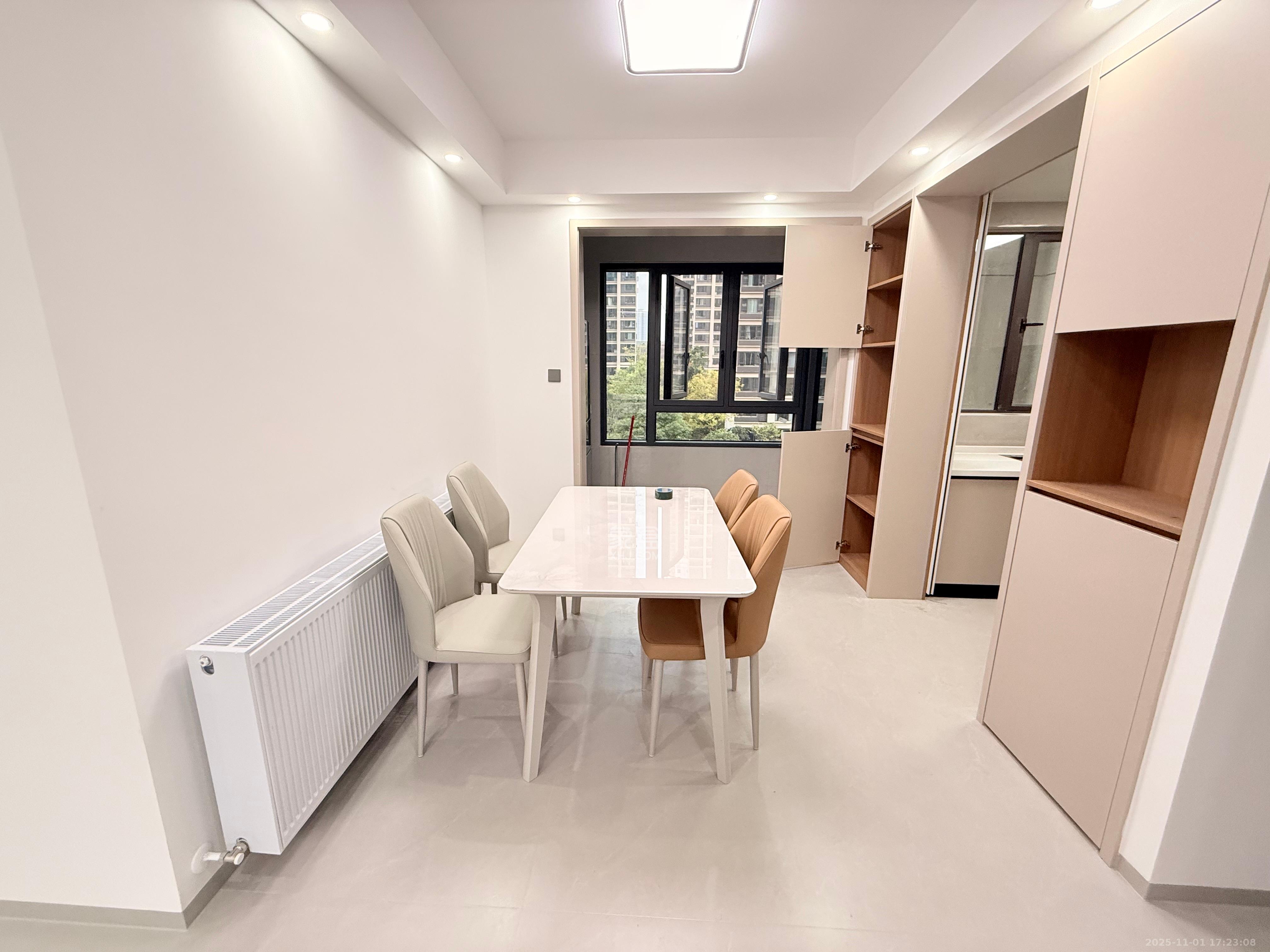 德奥悦东方  4室2厅1卫    3800.0元/月 德奥悦东方  4室2厅1卫    3800.0元/月室内图