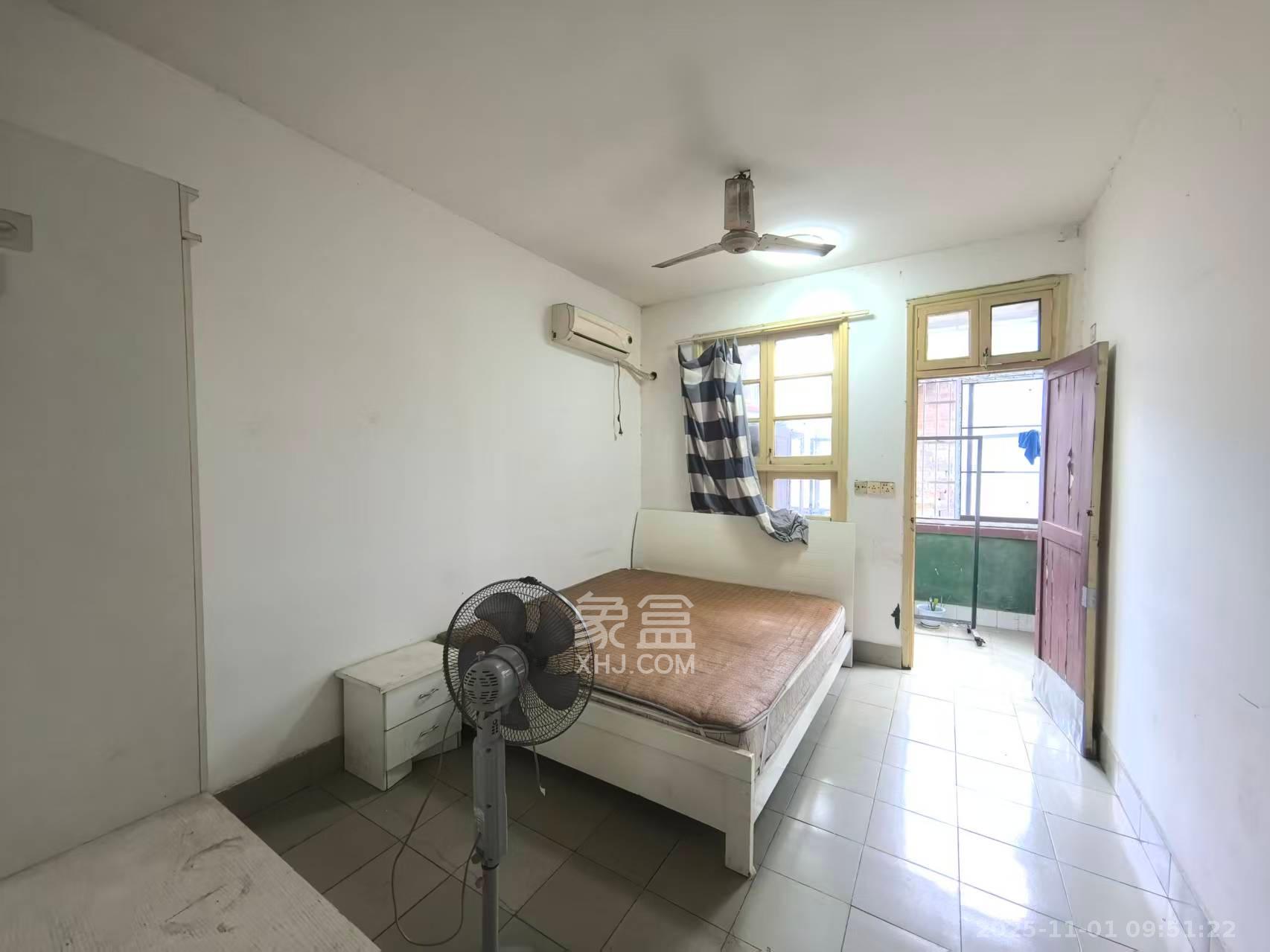 卫国街散盘  2室1厅1卫    1900.0元/月室内图