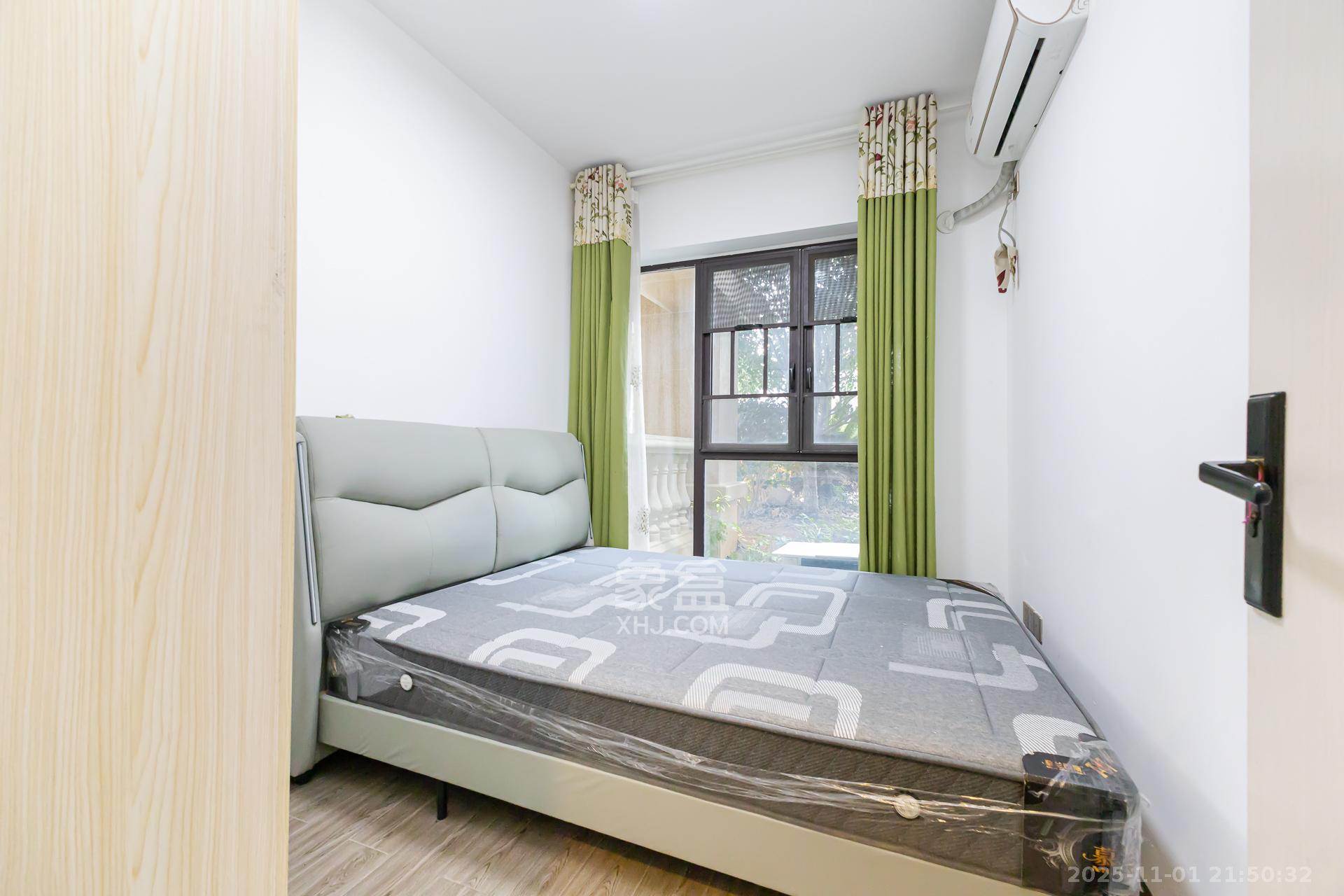 润和滨江府  4室2厅2卫    128.0万卧室