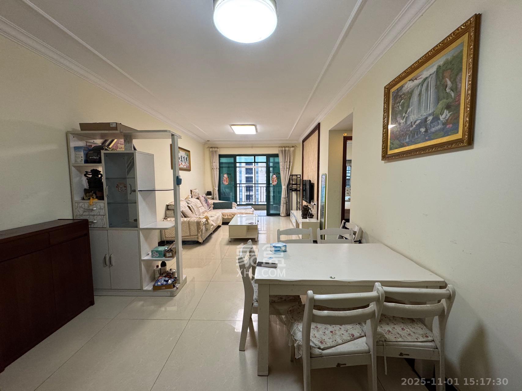 恒大绿洲  2室2厅1卫    2100.0元/月室内图