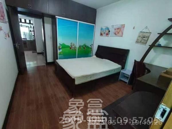 中南汽车世界  2室2厅1卫    1100.0元/月室内图