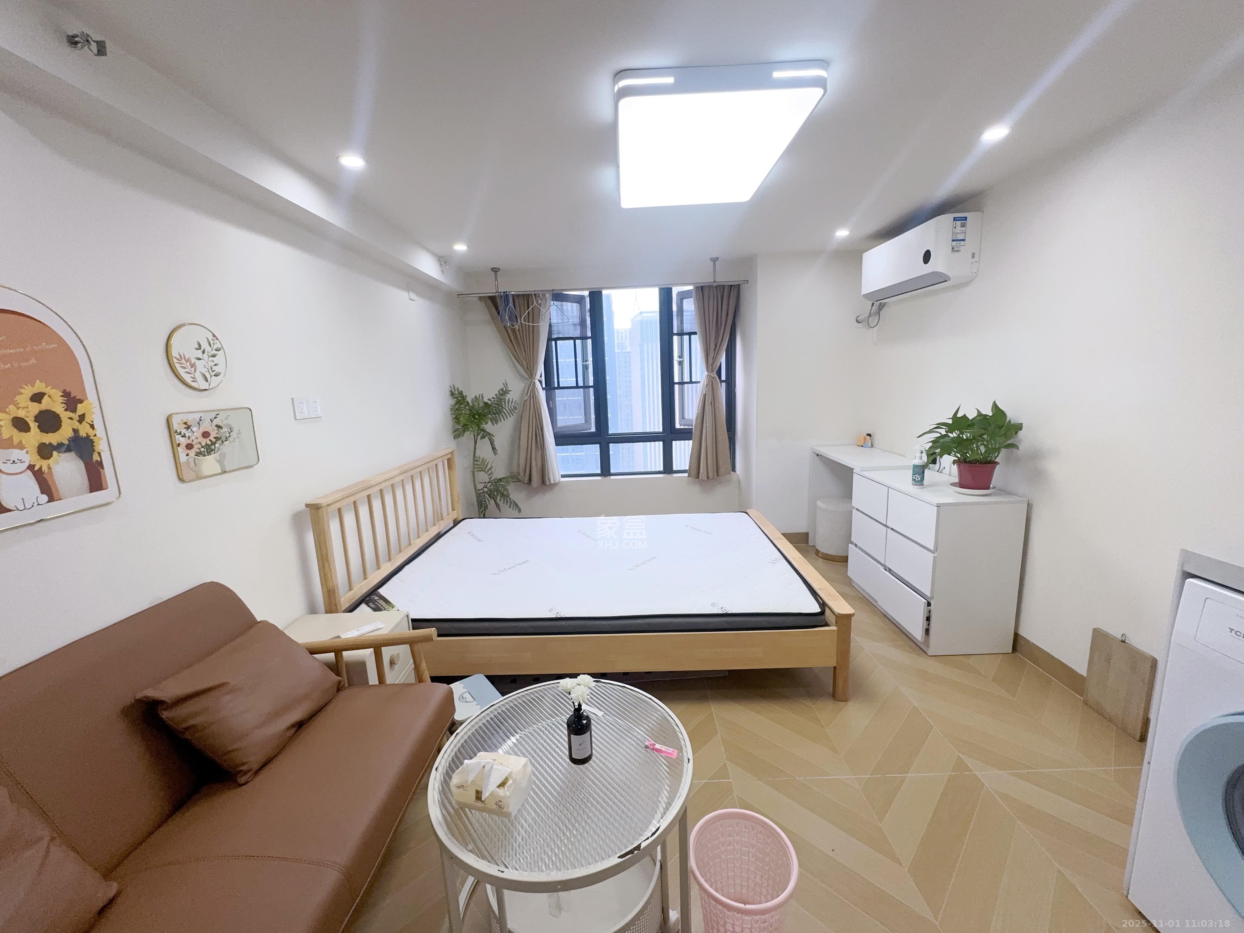 清控湖山雅居北区 1室1厅1卫 1100.0元/月 清控湖山雅居北区 1室1厅1卫 1100.0元/月室内图