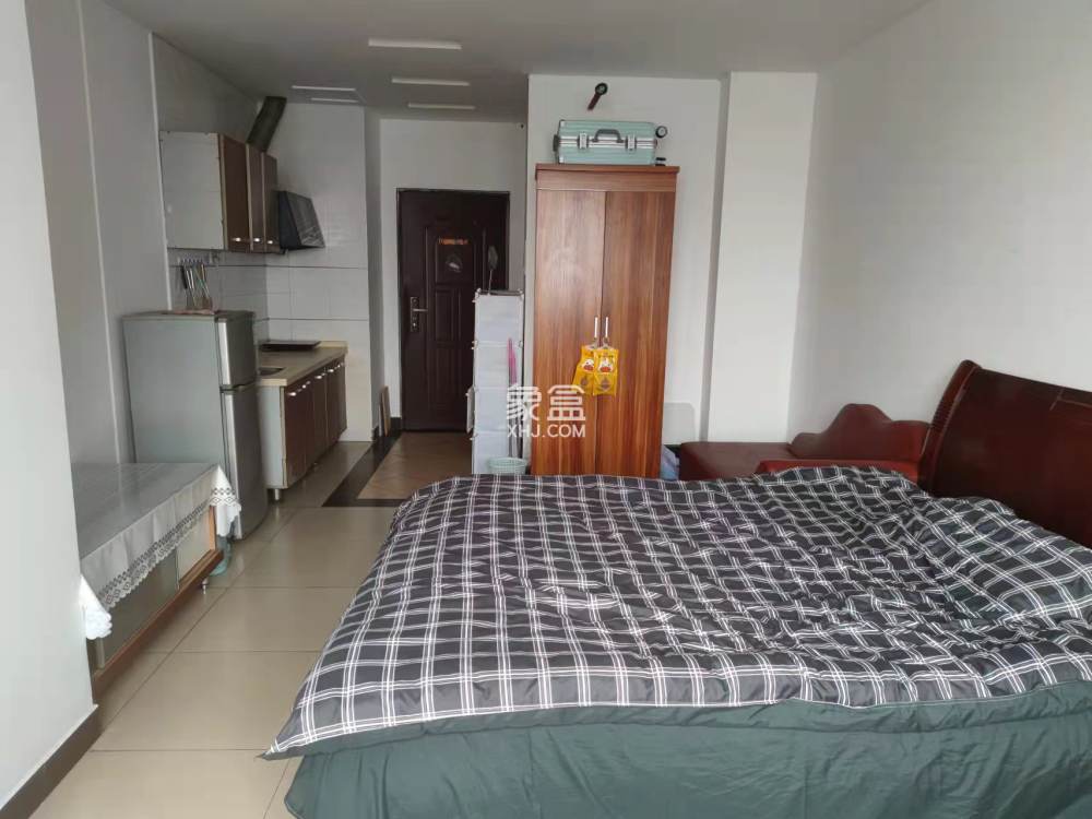 帝国大厦  1室0厅0卫    1500.0元/月