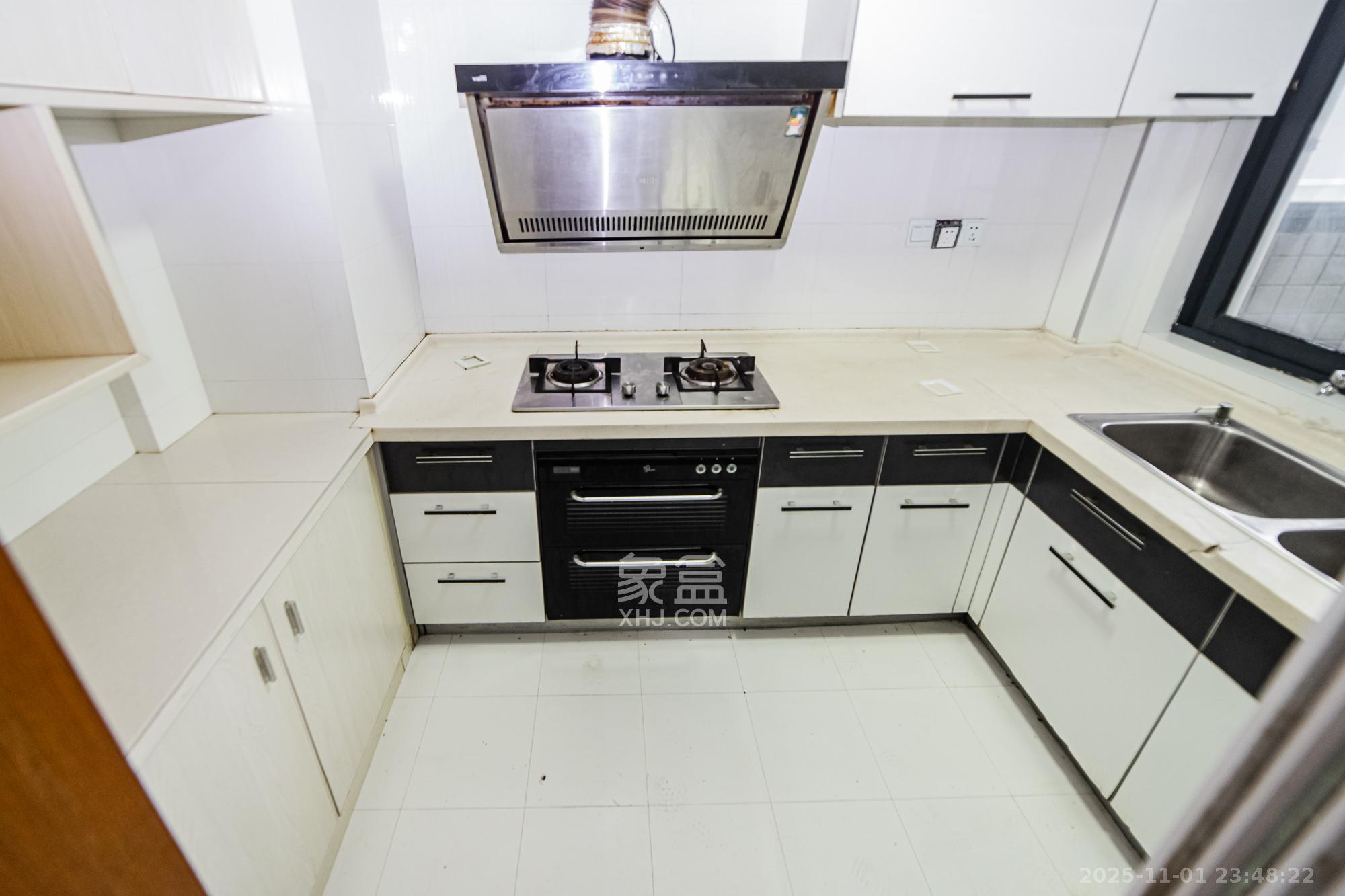 湘江世纪城鸿江苑 3室2厅2卫 103.0万 湘江世纪城鸿江苑 3室2厅2卫 103.0万厨房