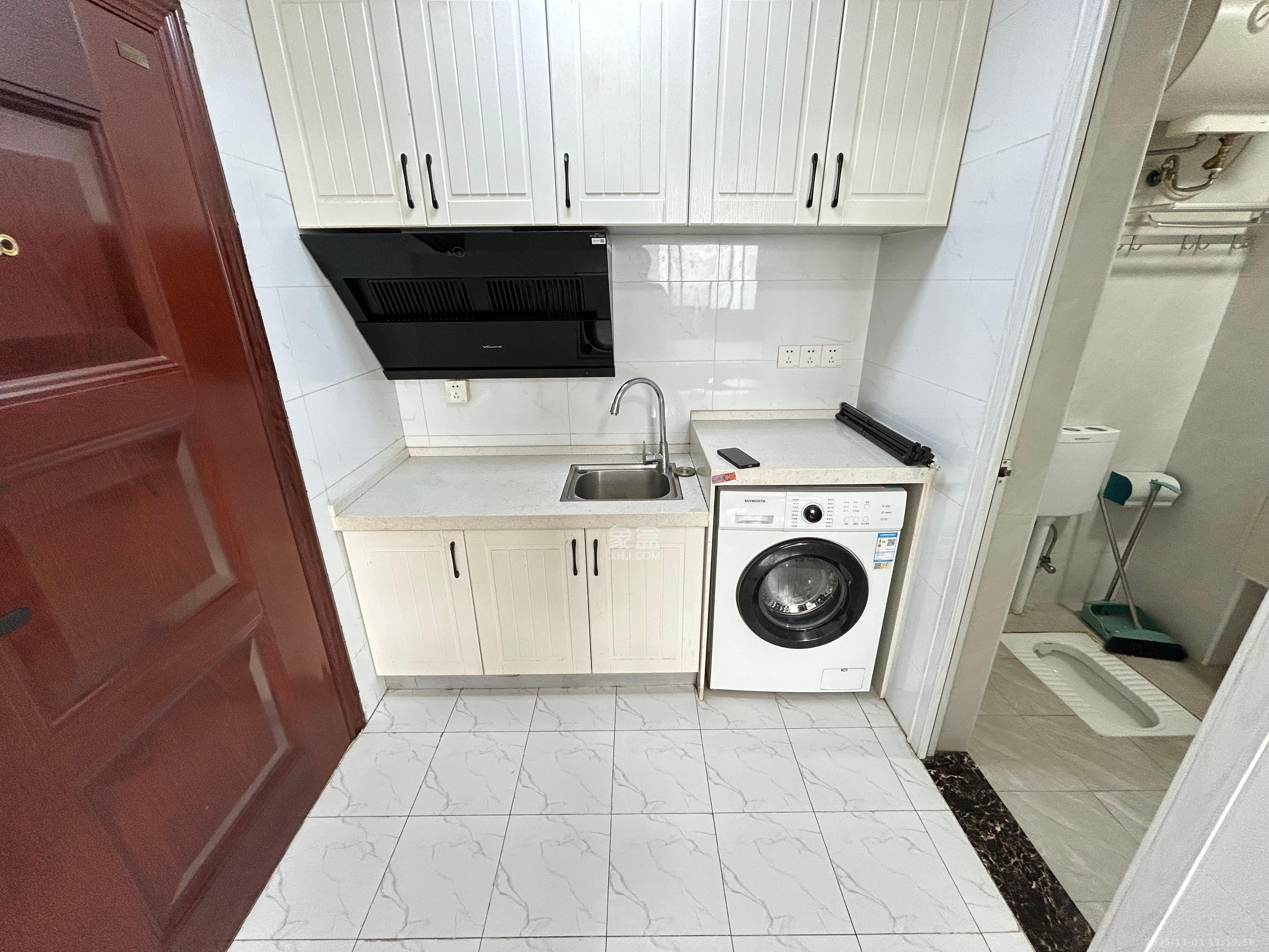 西子湖畔沃府  1室1厅1卫    1700.0元/月 西子湖畔沃府  1室1厅1卫    1700.0元/月室内图