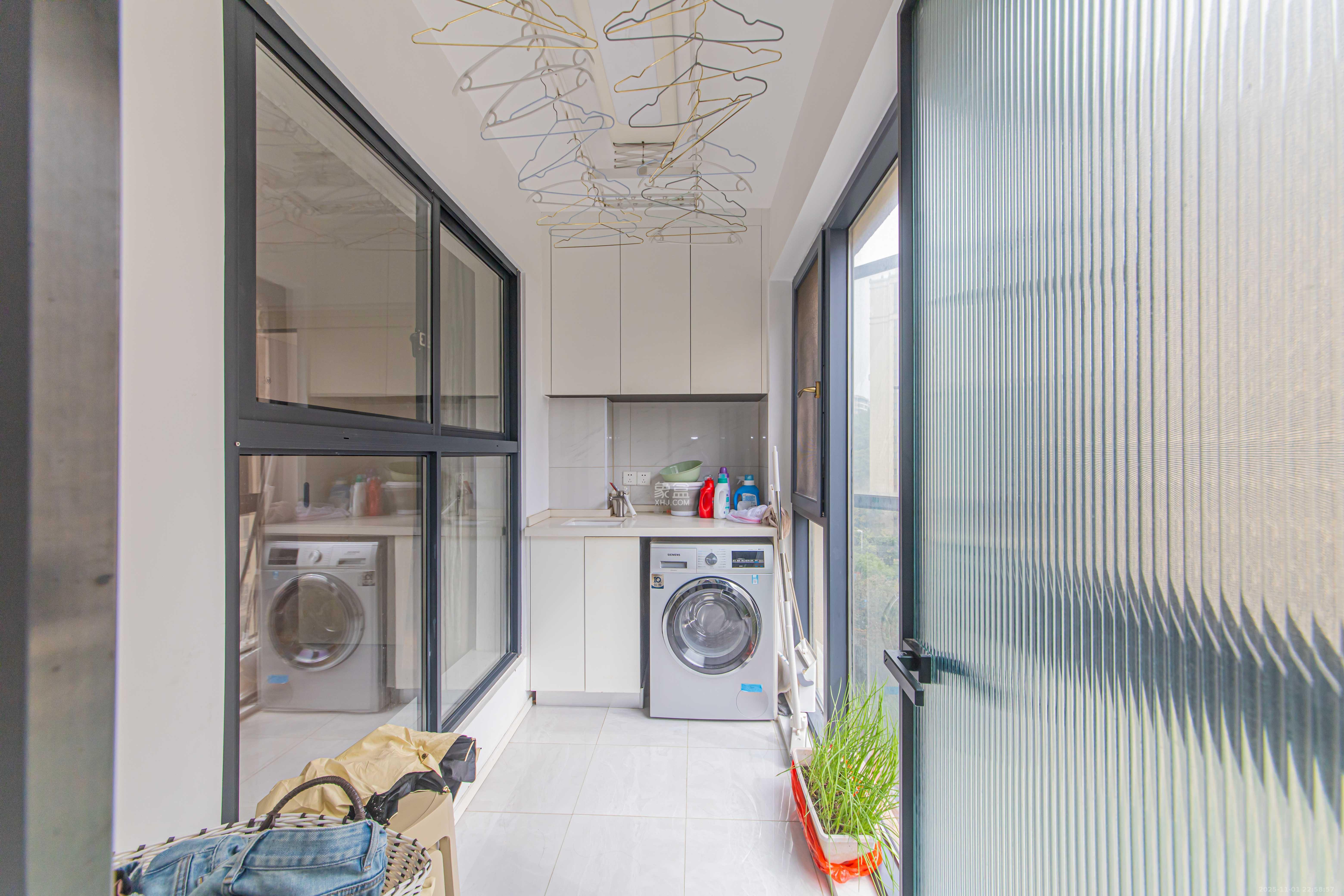 北辰中央公园DF区 3室2厅2卫 123.0万 北辰中央公园DF区 3室2厅2卫 123.0万阳台