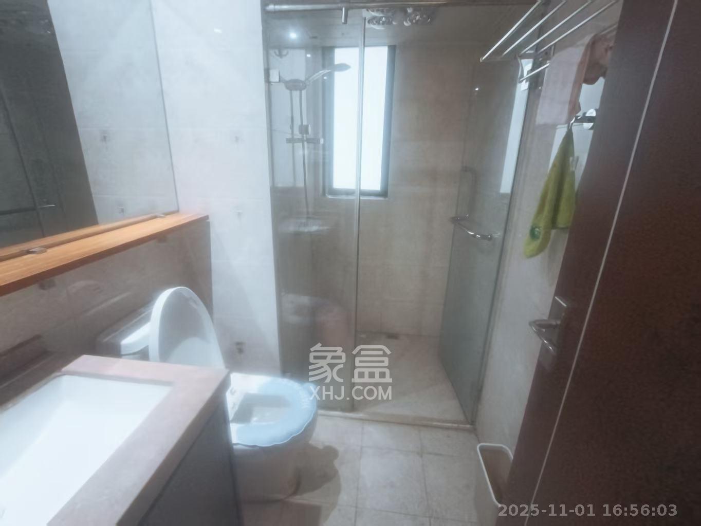 时代倾城二期  2室2厅2卫    1800.0元/月室内图