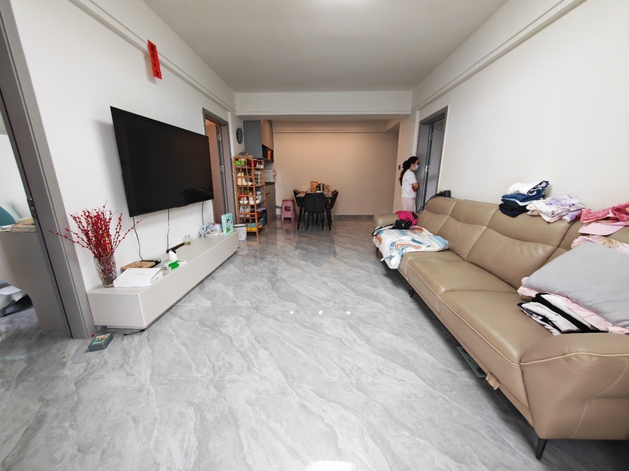 汇宇金城  4室2厅2卫    138.0万客厅