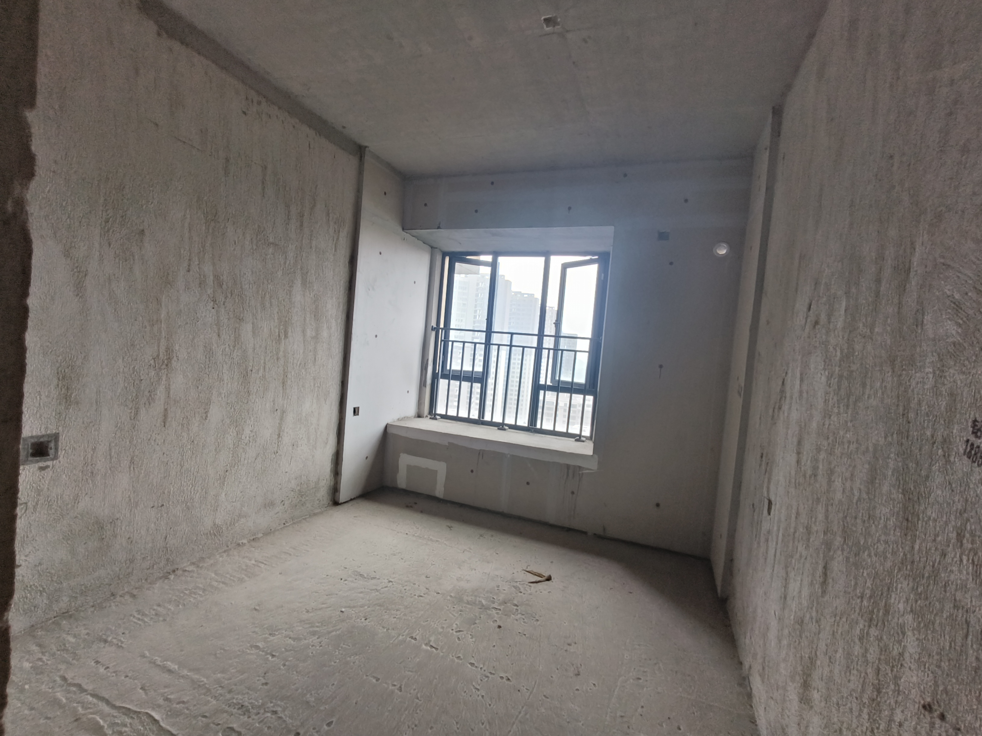 宁邦中心（文华里）  3室2厅2卫    56.8万客厅