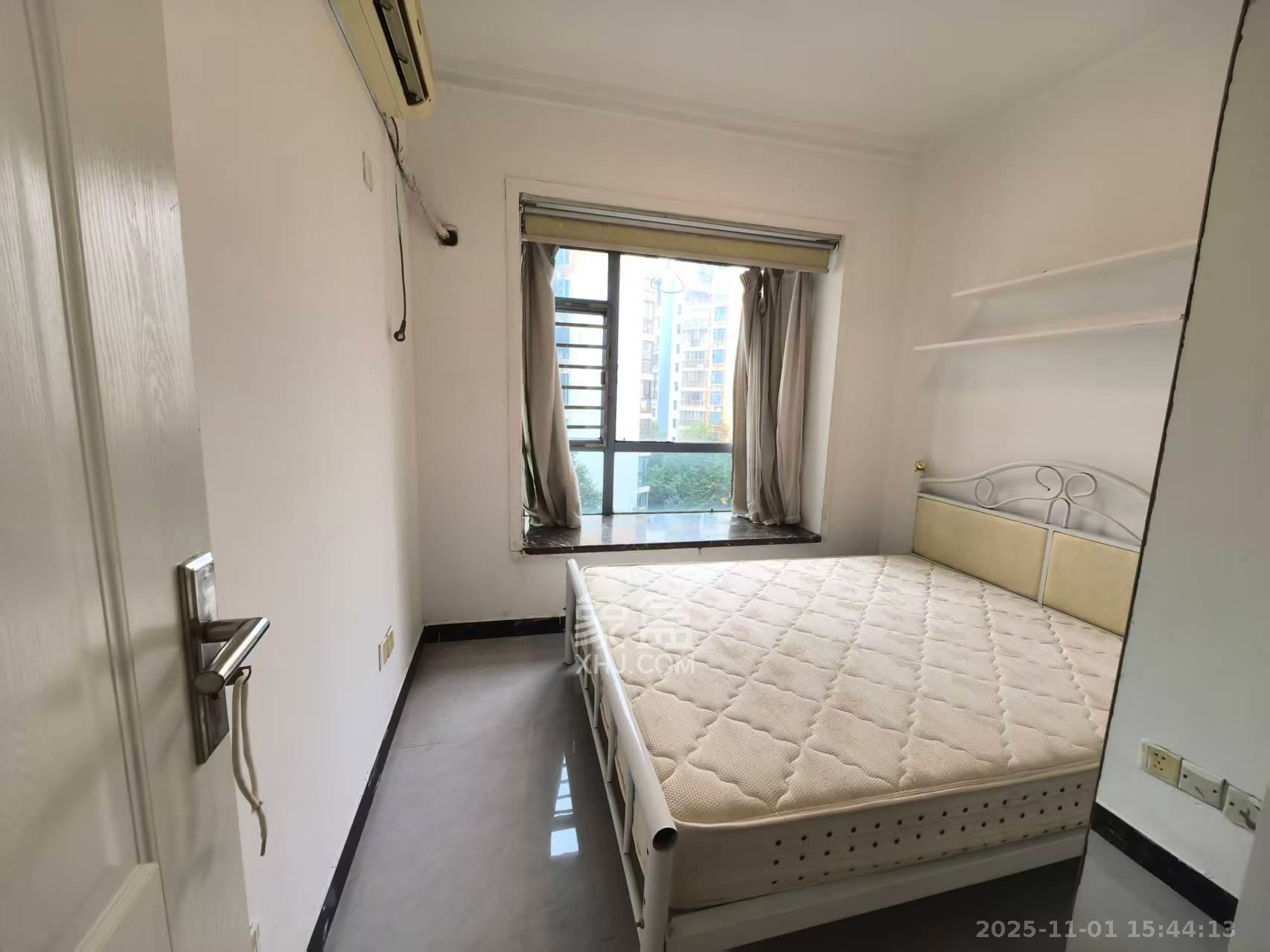 书香名邸  1室1厅1卫    1800.0元/月室内图