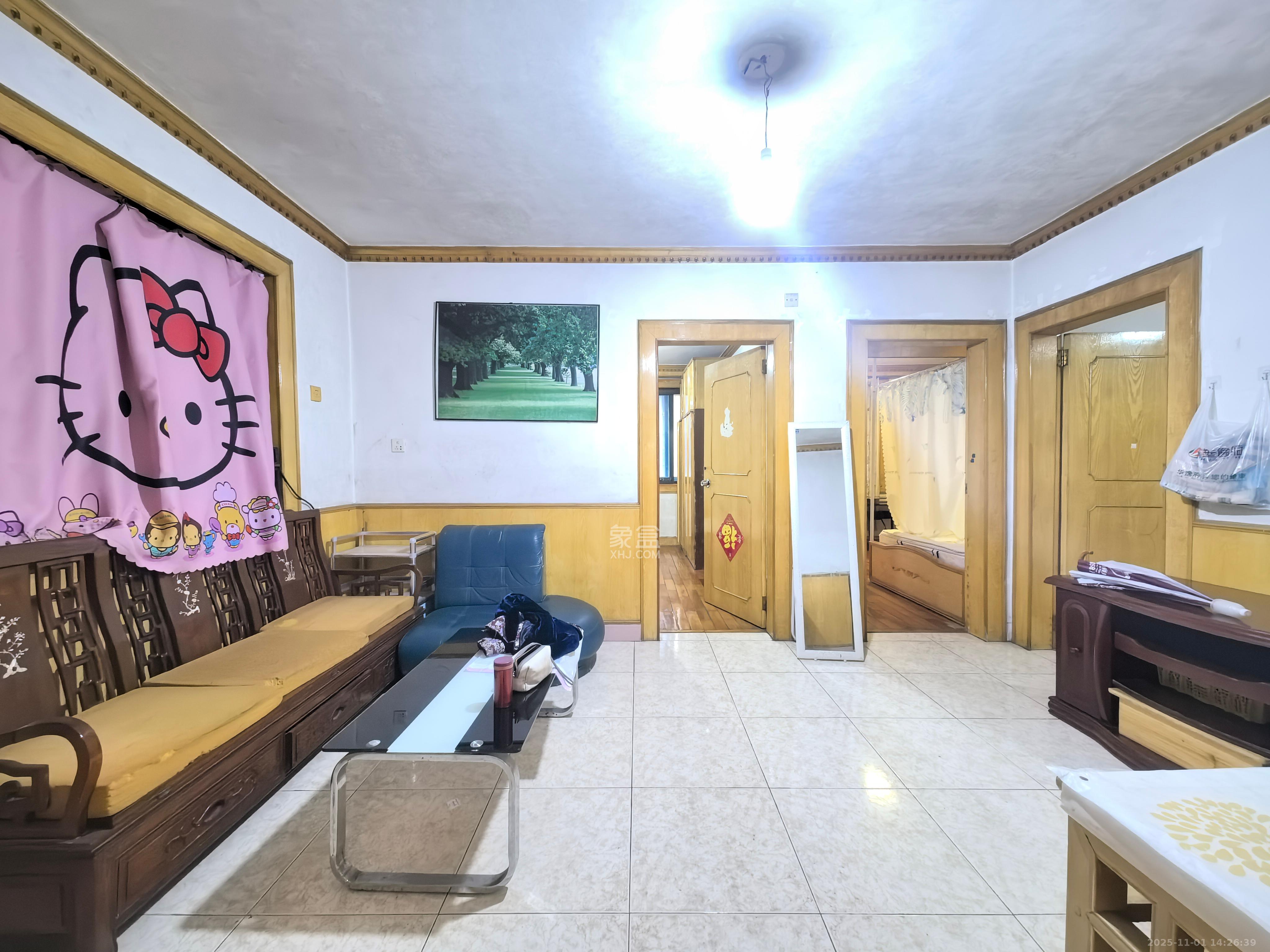 湖南日报宿舍  3室1厅1卫    2200.0元/月室内图