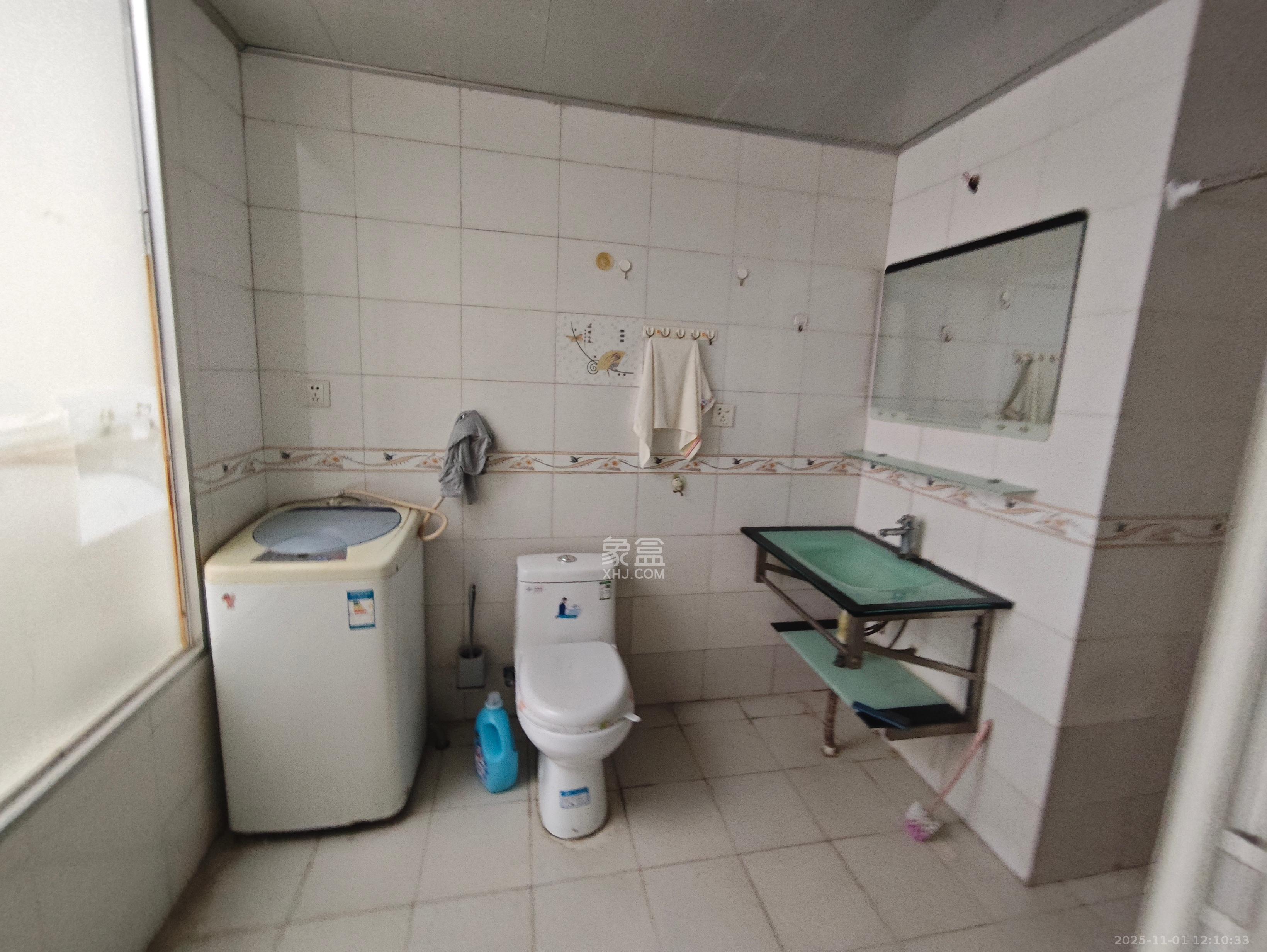 上河国际F座  1室1厅1卫    1500.0元/月 上河国际F座  1室1厅1卫    1500.0元/月室内图