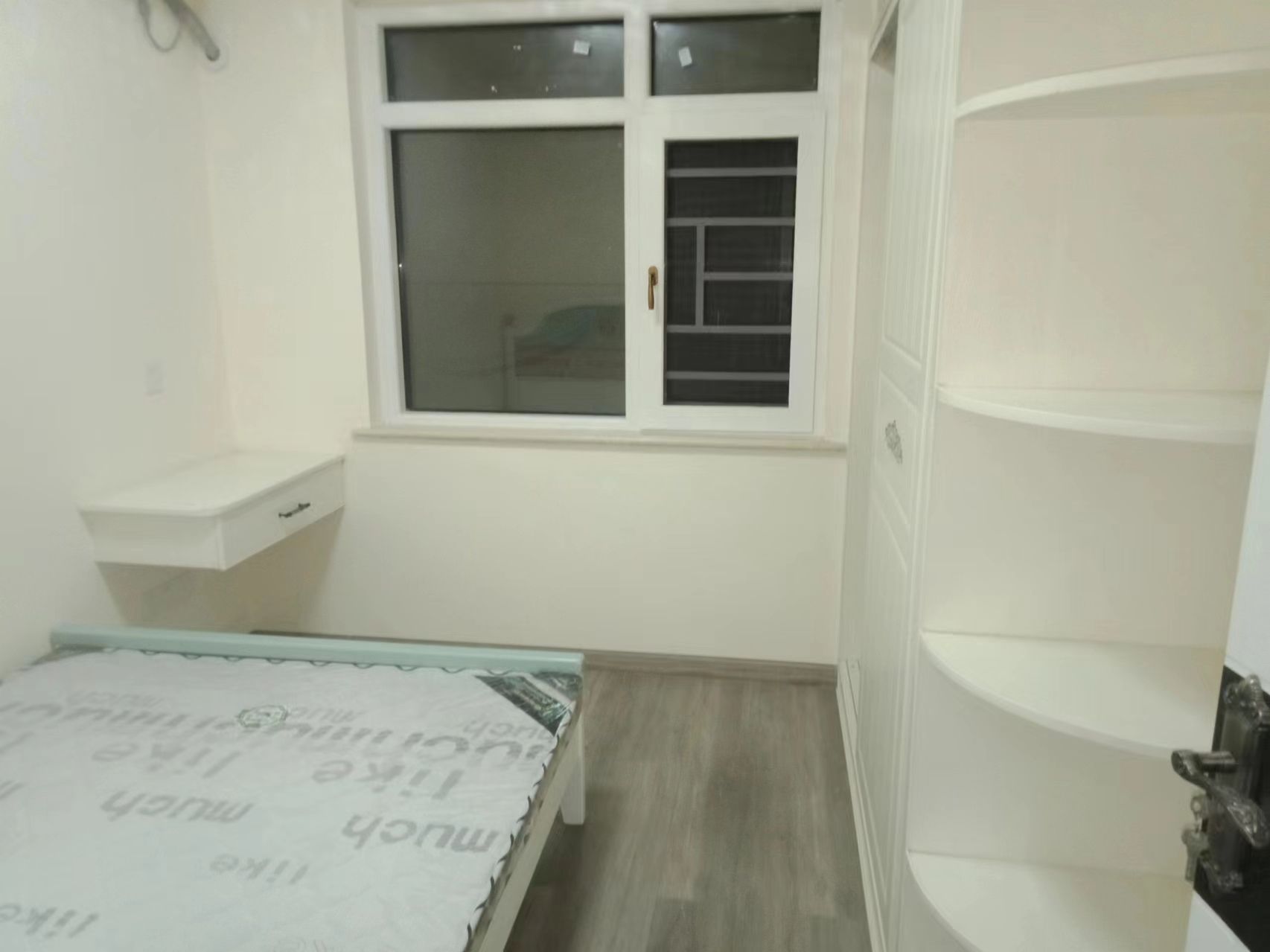 五江碧桂园城市广场  3室2厅2卫    80.0万客厅