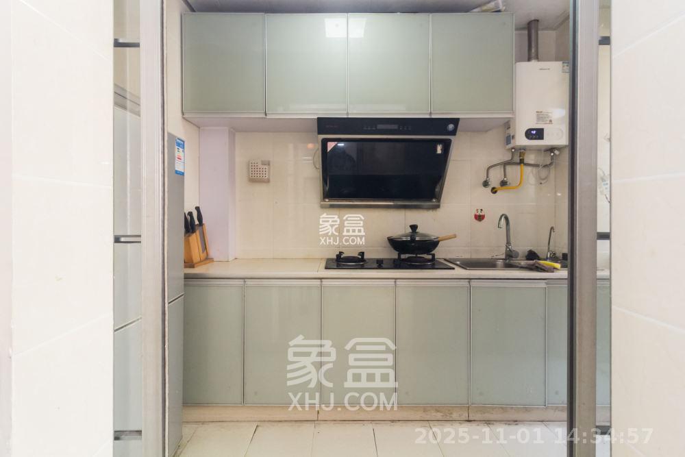 中国铁建国际城一期  1室1厅1卫    1400.0元/月室内图