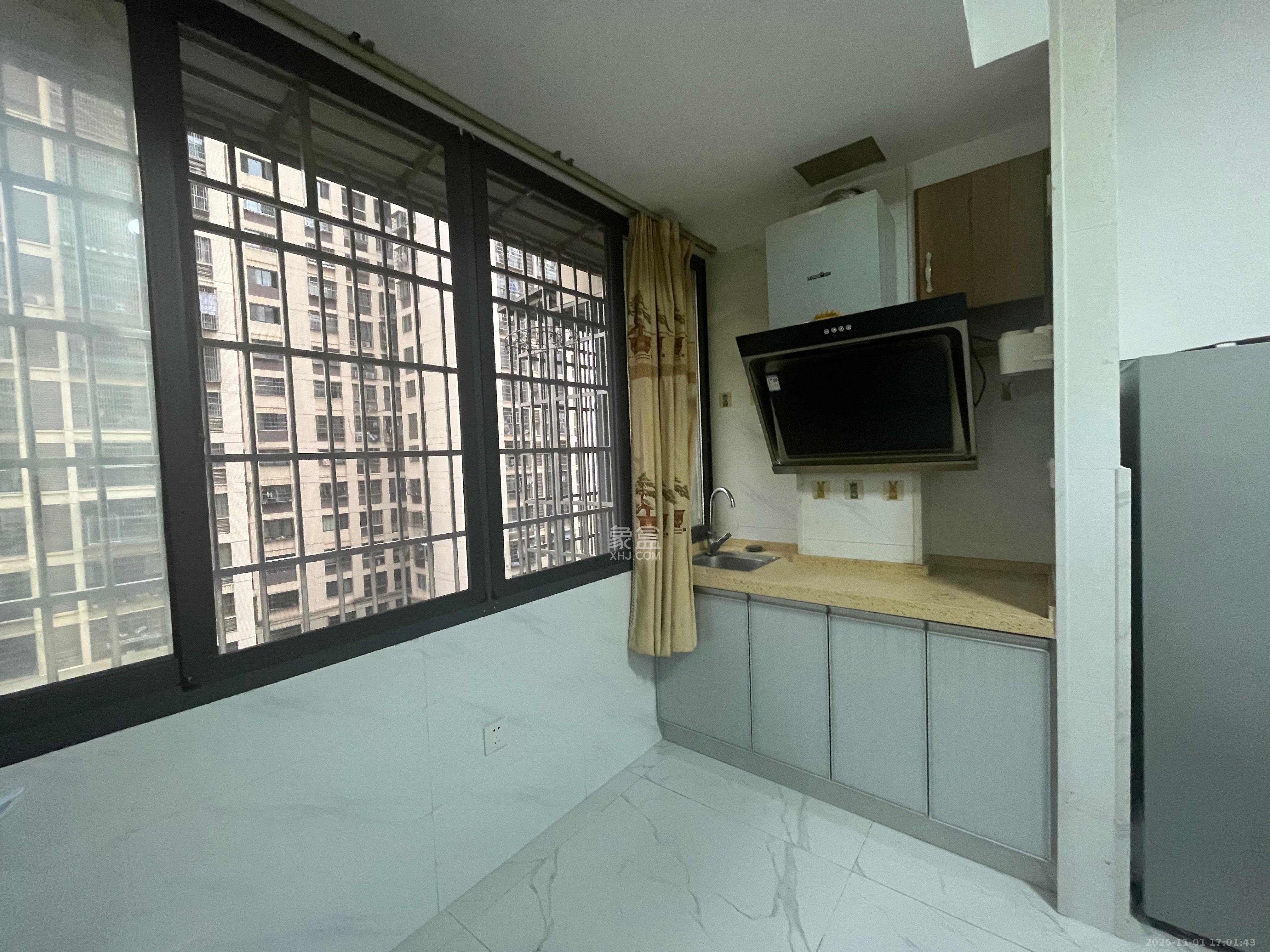 和康园小区 1室1厅1卫 1100.0元/月 和康园小区 1室1厅1卫 1100.0元/月室内图