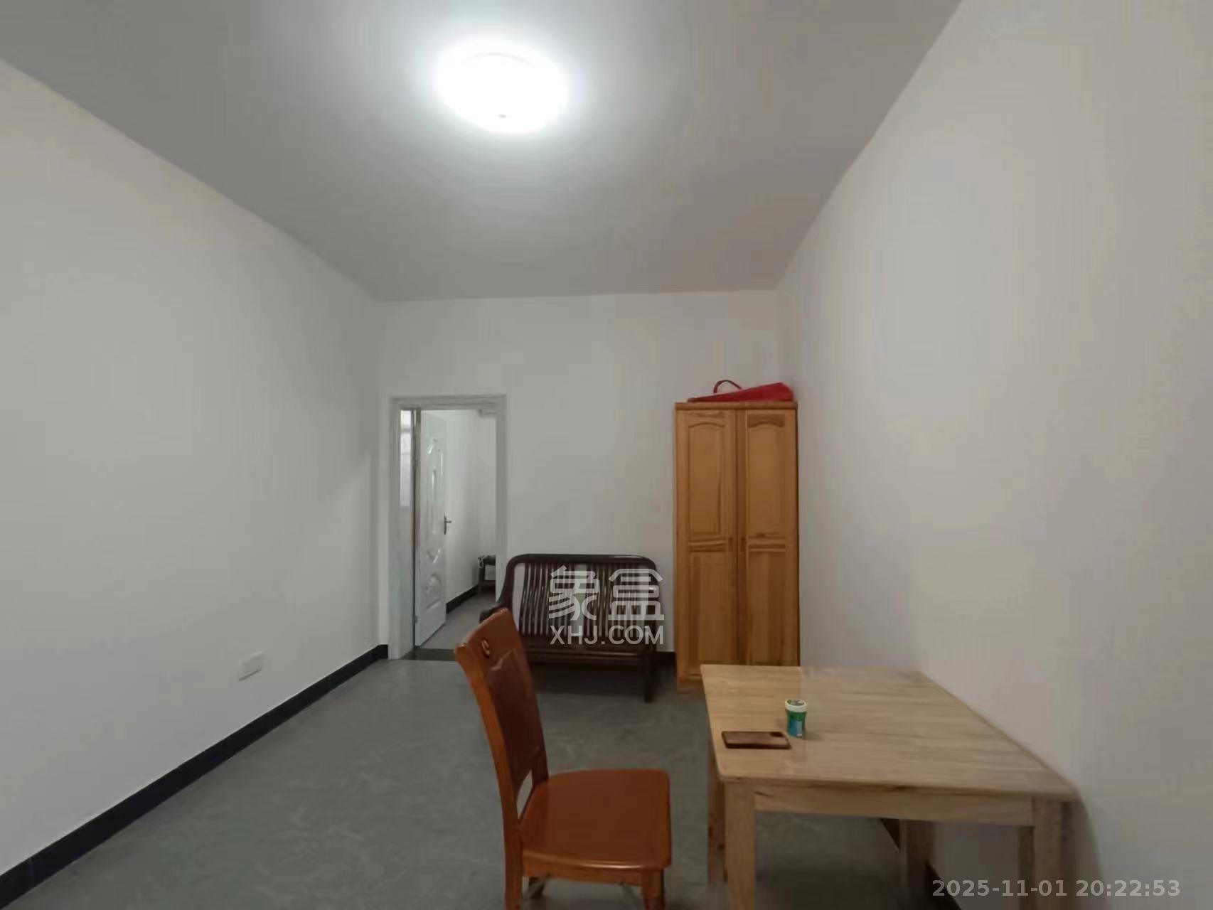 砂子塘社区 1室1厅1卫 1200.0元/月 砂子塘社区 1室1厅1卫 1200.0元/月室内图