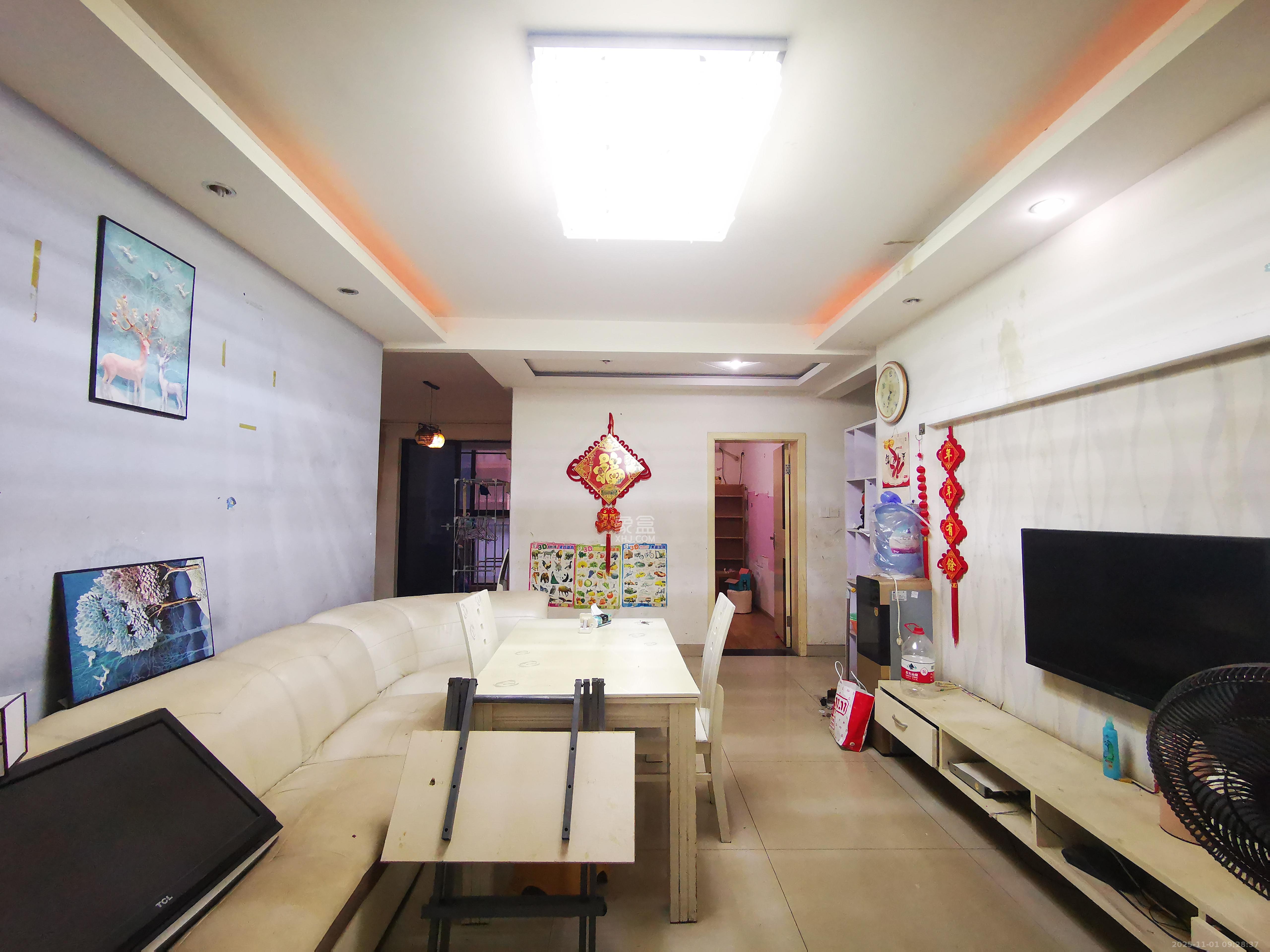 保利麓谷林语E区  3室2厅1卫    2500.0元/月 保利麓谷林语E区  3室2厅1卫    2500.0元/月