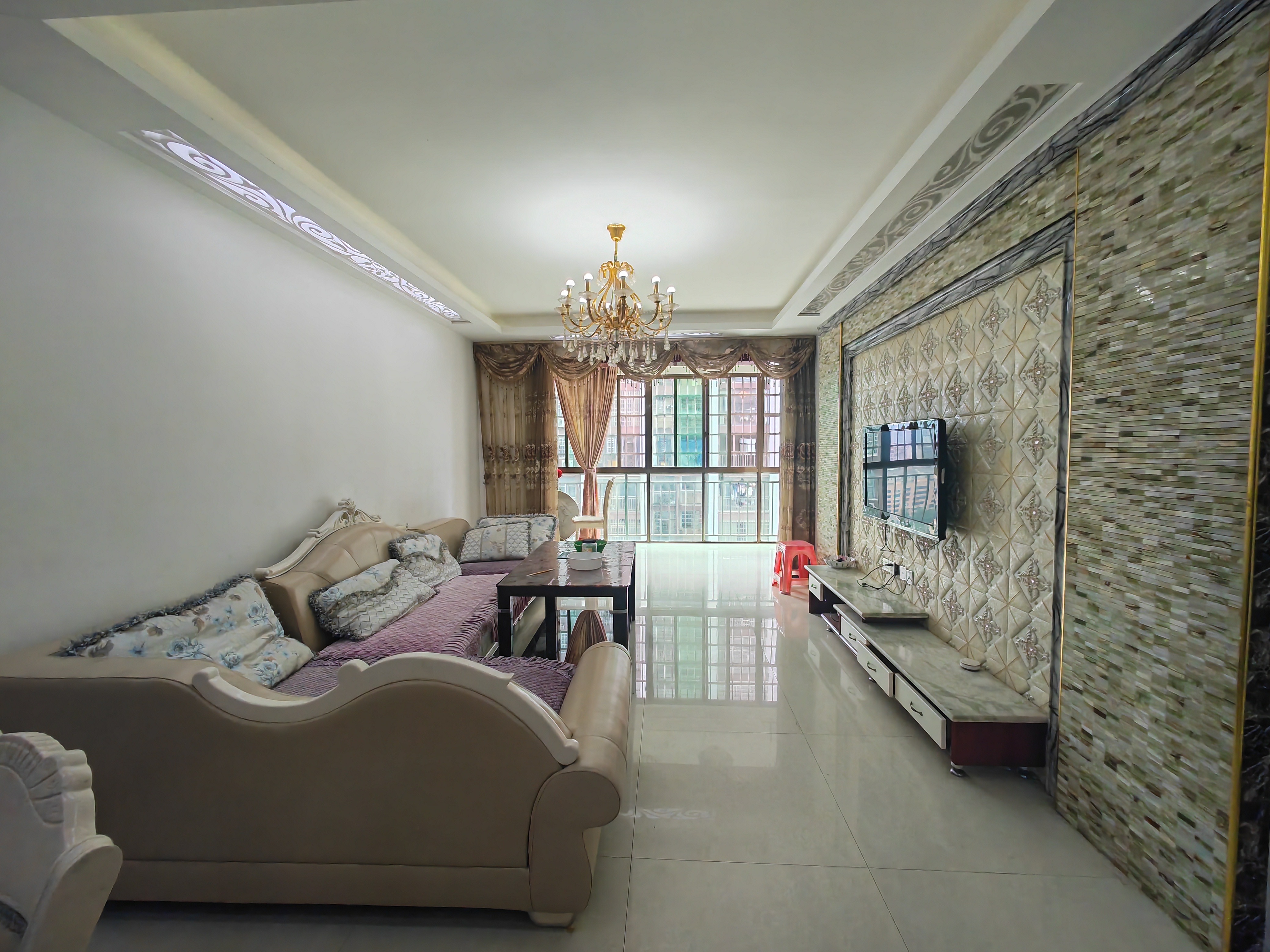 水木华庭 2室1厅1卫 50.0万 水木华庭 2室1厅1卫 50.0万客厅