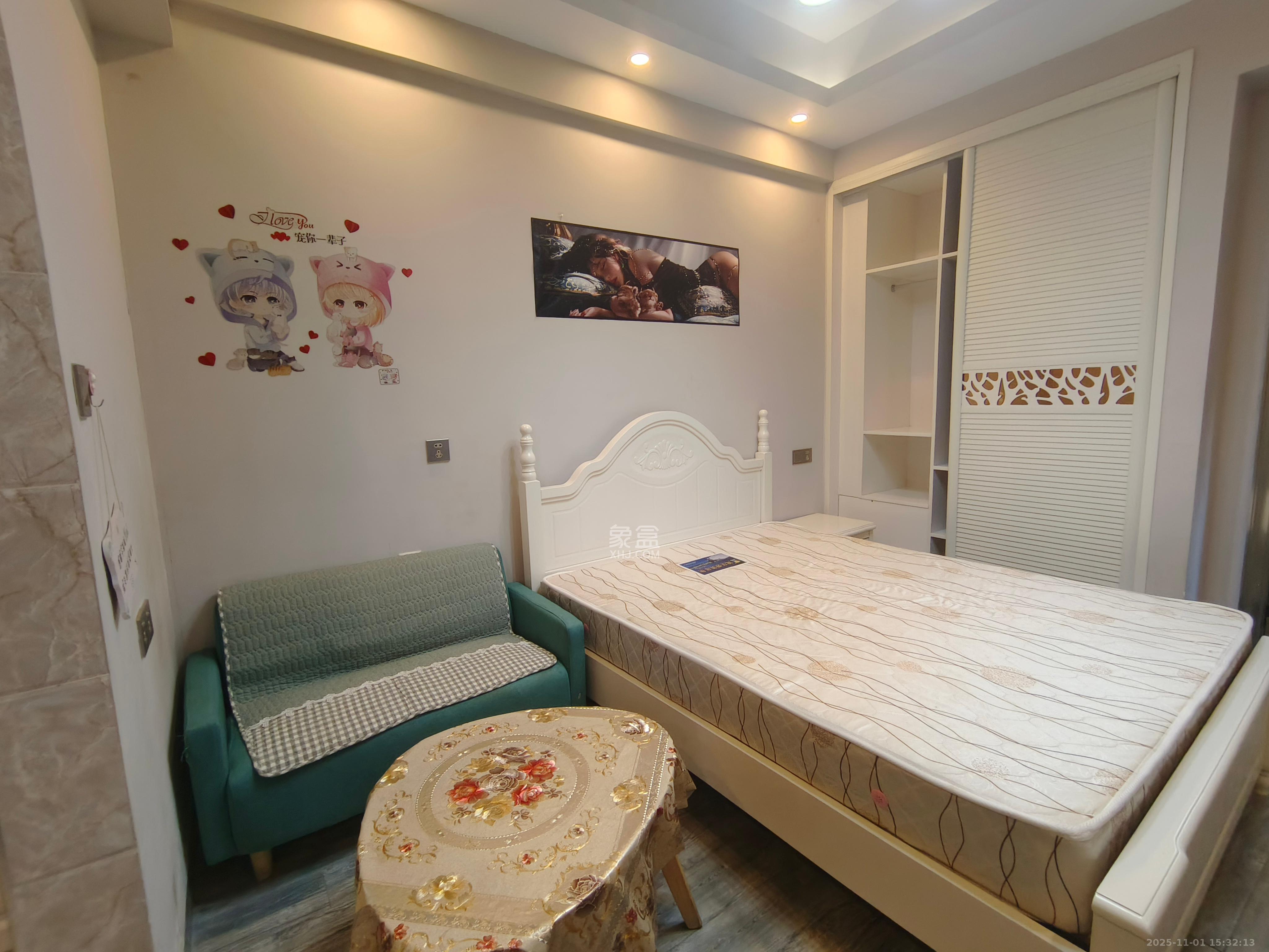 新世界广场 1室1厅1卫 1500.0元/月 新世界广场 1室1厅1卫 1500.0元/月室内图