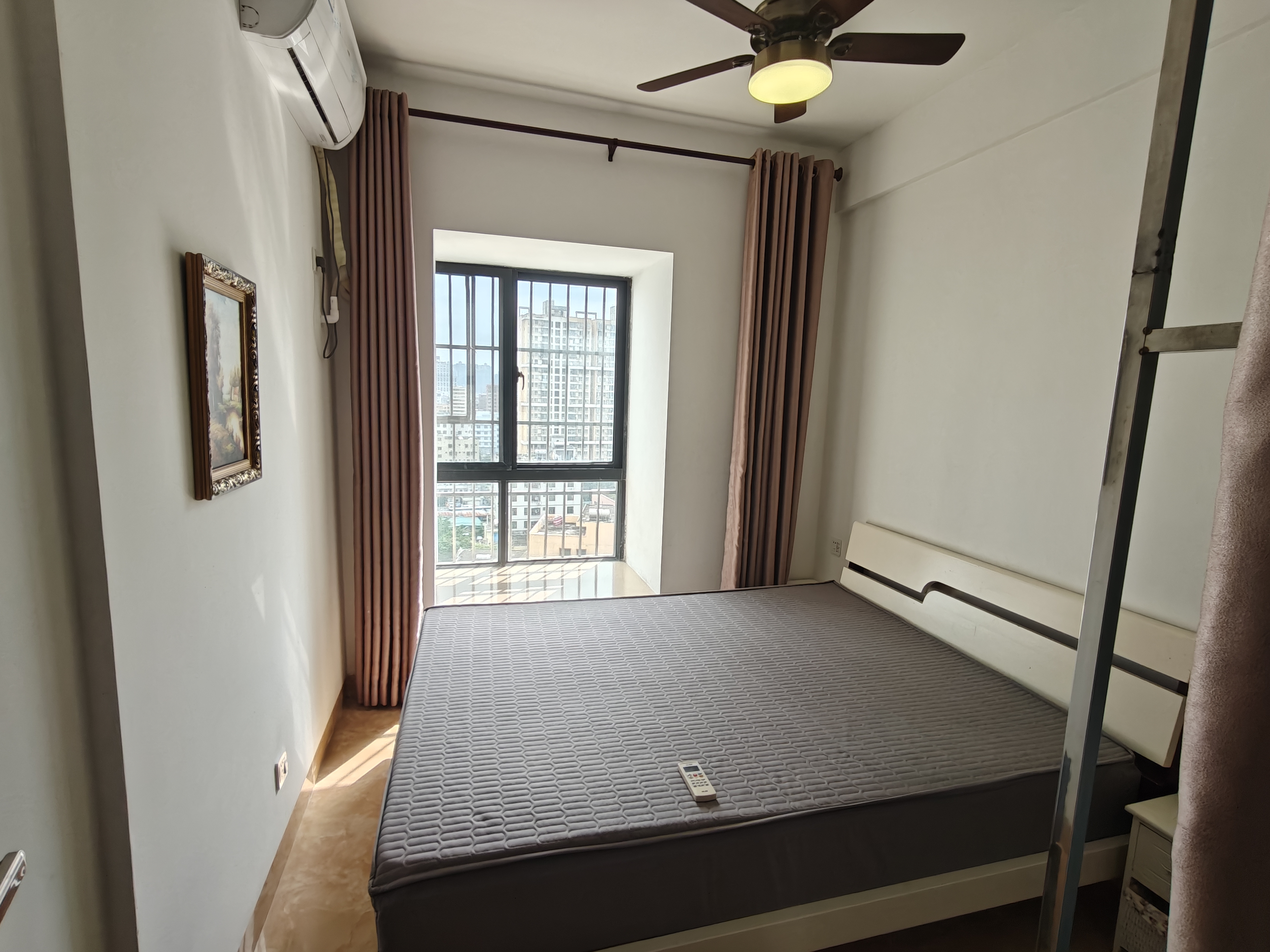 永升华府  2室2厅1卫    2400.0元/月室内图