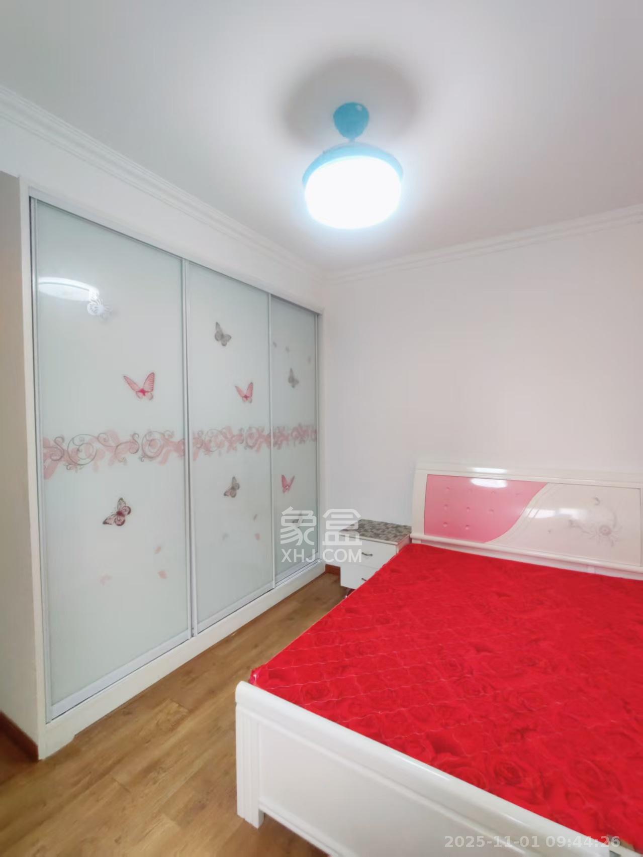 澳海澜庭 2室2厅1卫 1500.0元/月 澳海澜庭 2室2厅1卫 1500.0元/月室内图