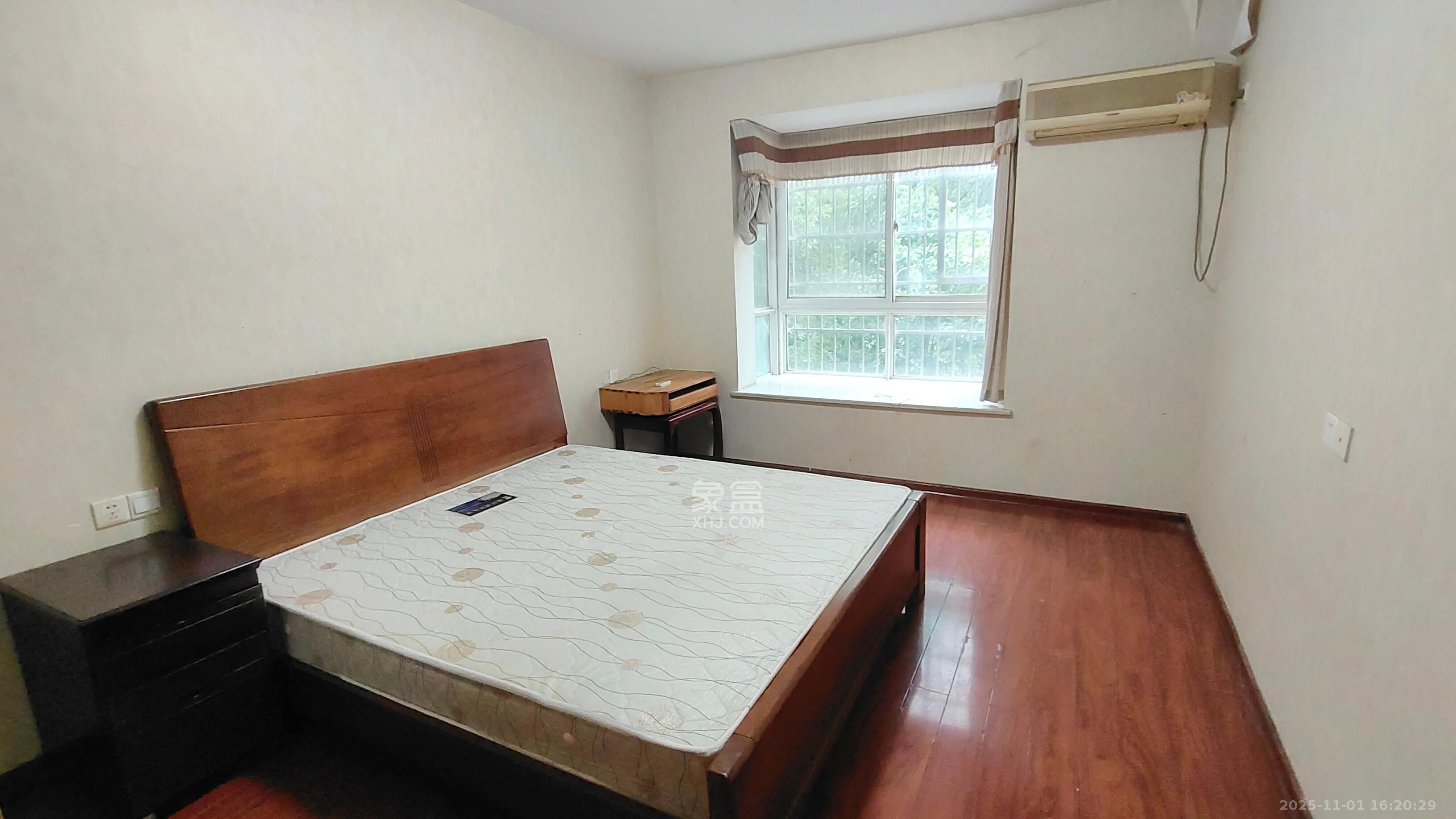 黎郡新宇康景园  2室2厅1卫    1200.0元/月室内图