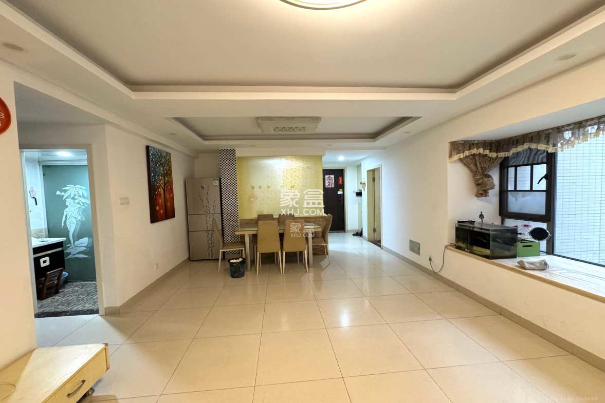 滨江君悦香邸 3室2厅2卫 2800.0元/月 滨江君悦香邸 3室2厅2卫 2800.0元/月室内图