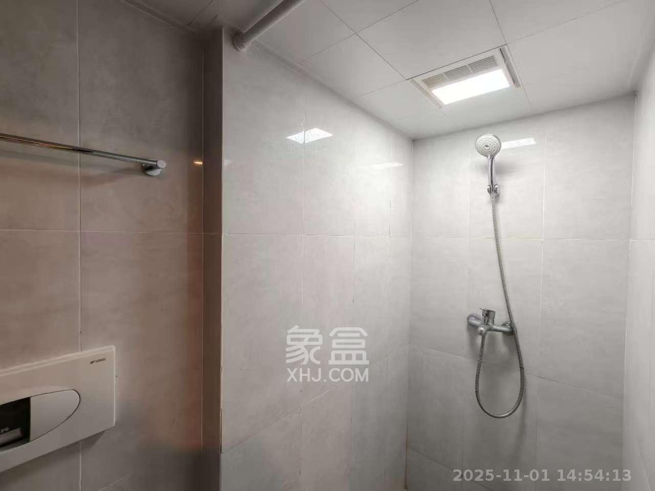 卓越江岸 2室1厅1卫 2000.0元/月 卓越江岸 2室1厅1卫 2000.0元/月室内图