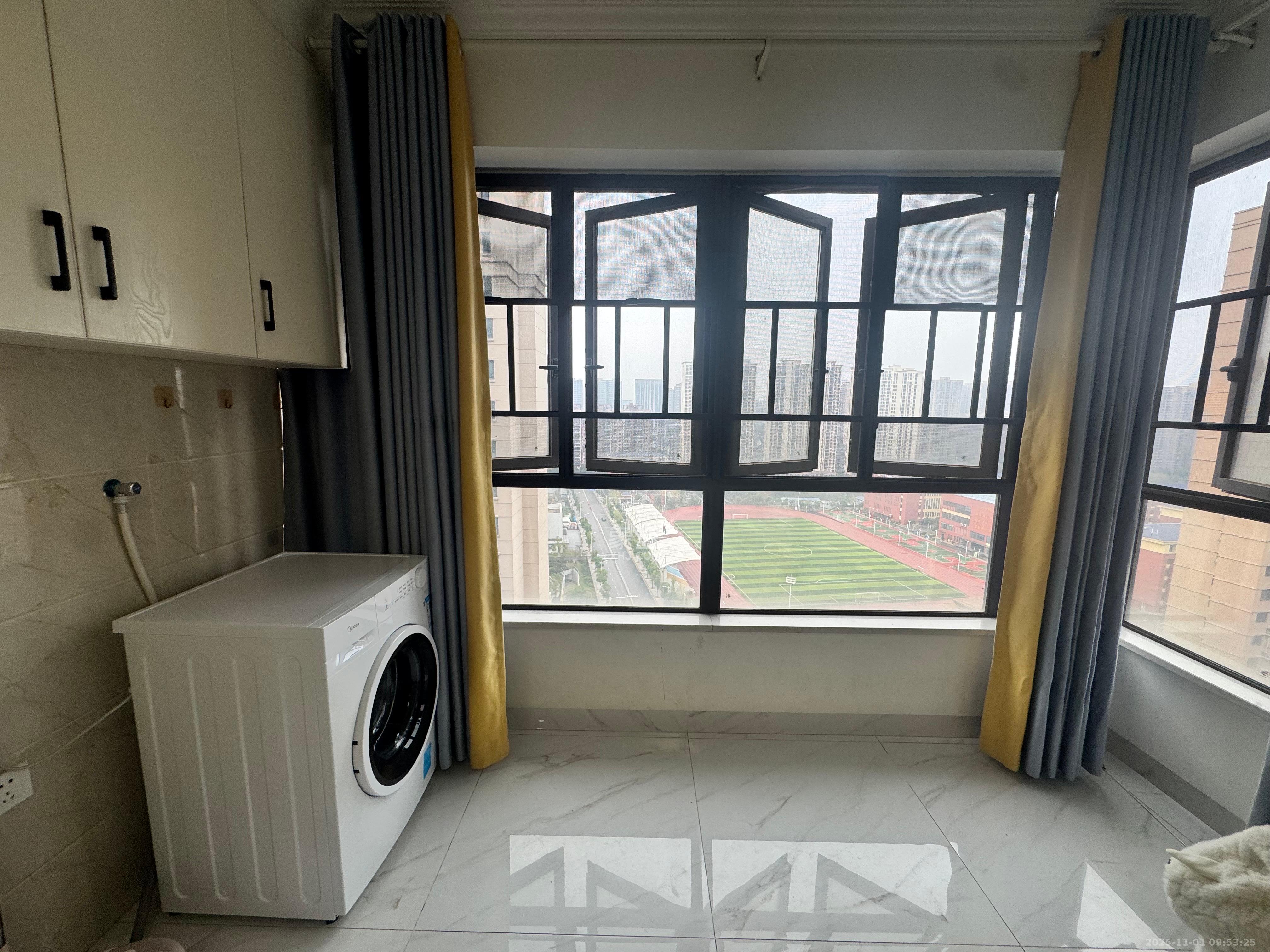 新新花园 2室1厅1卫 2100.0元/月 新新花园 2室1厅1卫 2100.0元/月室内图