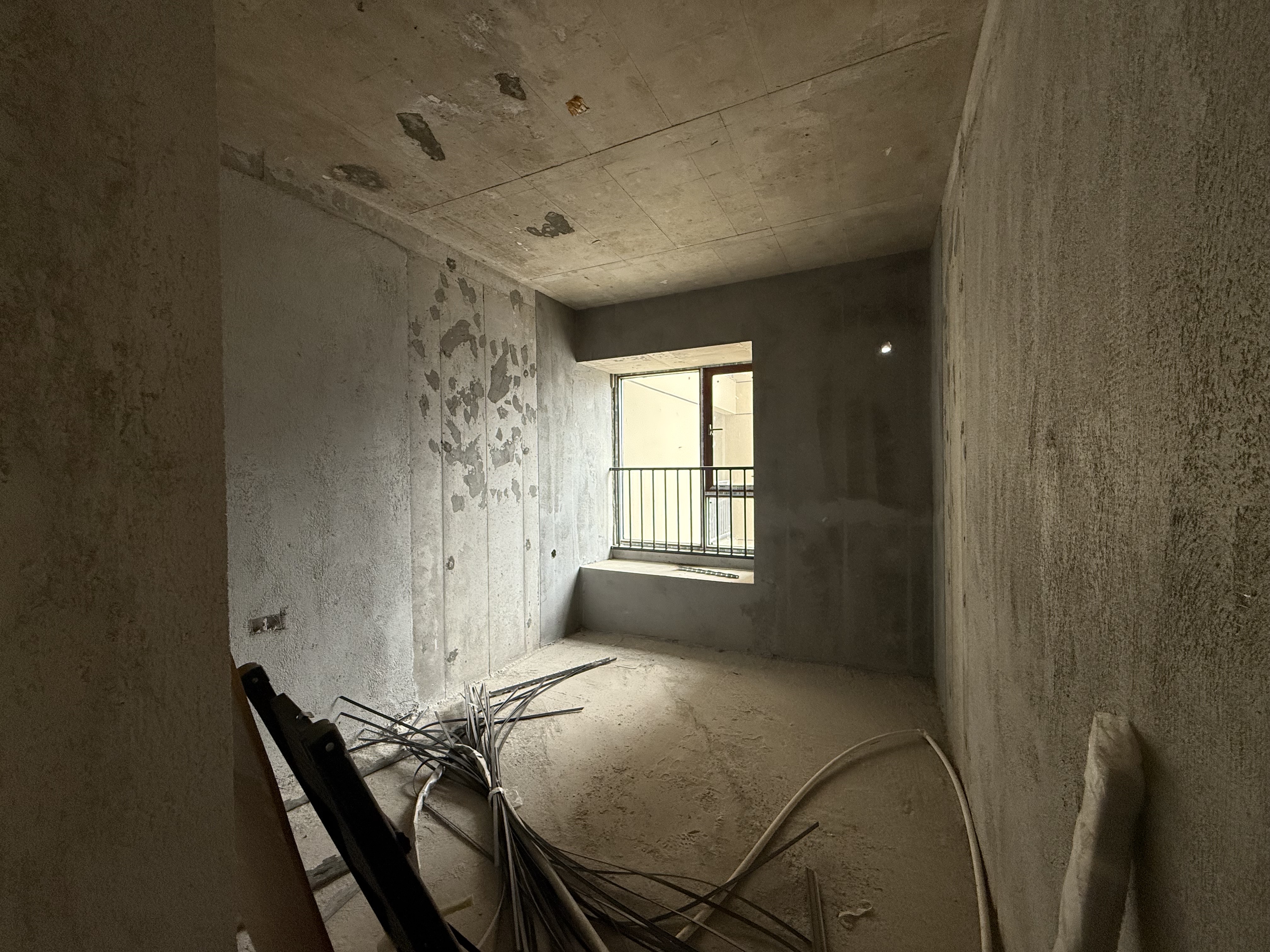 吉大汉珠山府  5室2厅2卫    112.0万