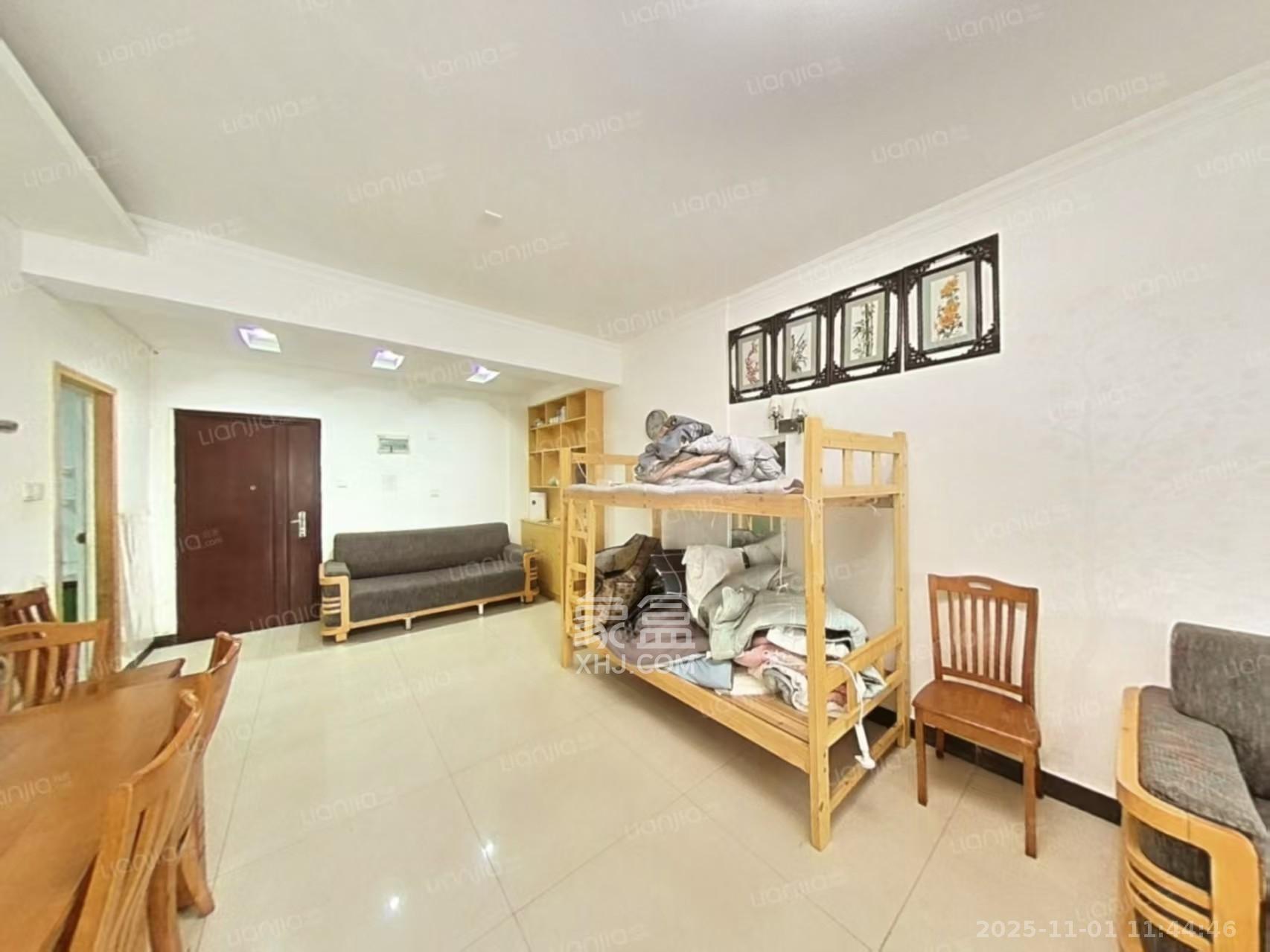 德润园  1室0厅0卫    2000.0元/月室内图