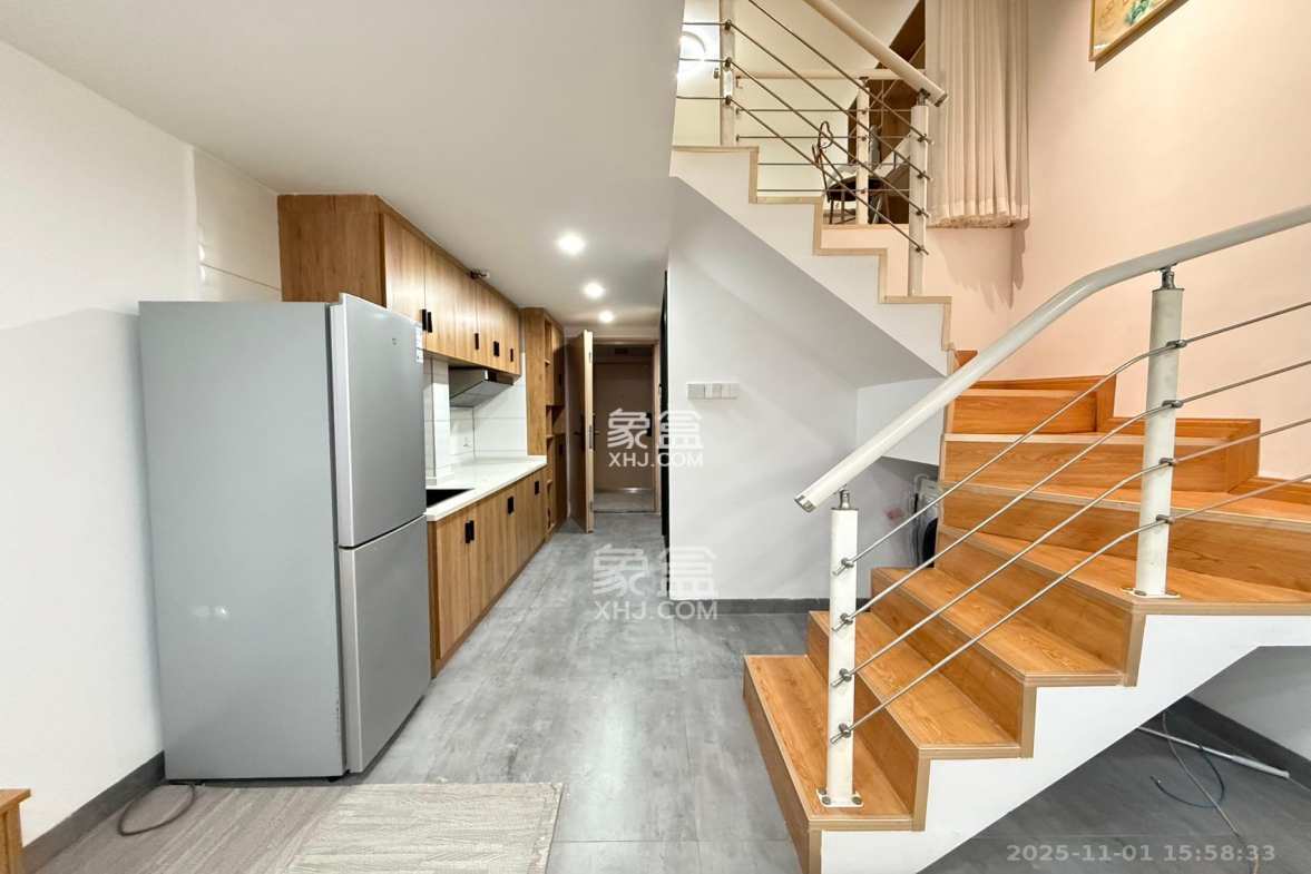 建发央玺(建发泱玺雅苑) 2室1厅1卫 2400.0元/月 建发央玺(建发泱玺雅苑) 2室1厅1卫 2400.0元/月室内图