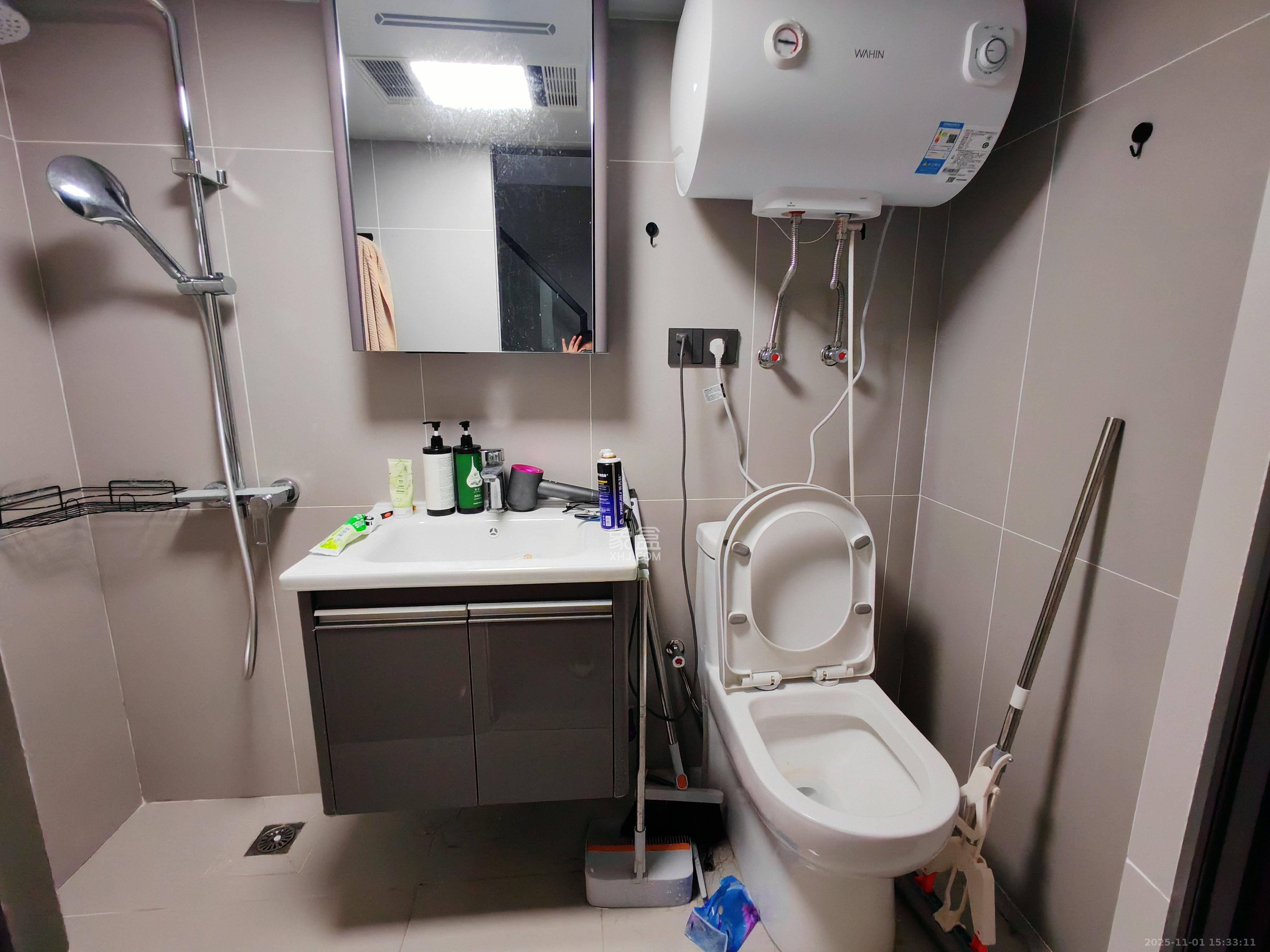 珠江花城好世界 2室1厅1卫 2400.0元/月 珠江花城好世界 2室1厅1卫 2400.0元/月室内图