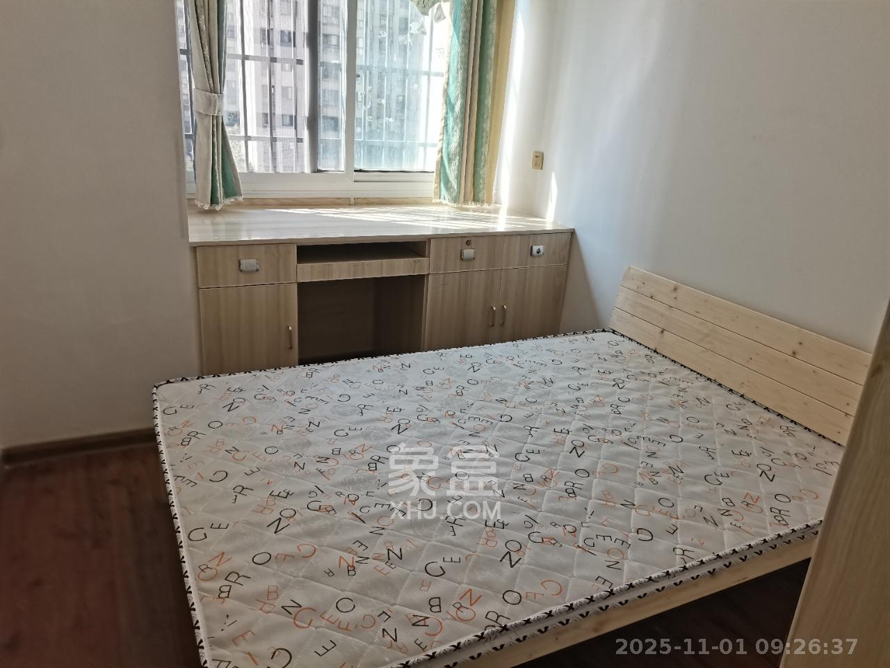 天麓尚层 3室2厅1卫 2100.0元/月 天麓尚层 3室2厅1卫 2100.0元/月室内图