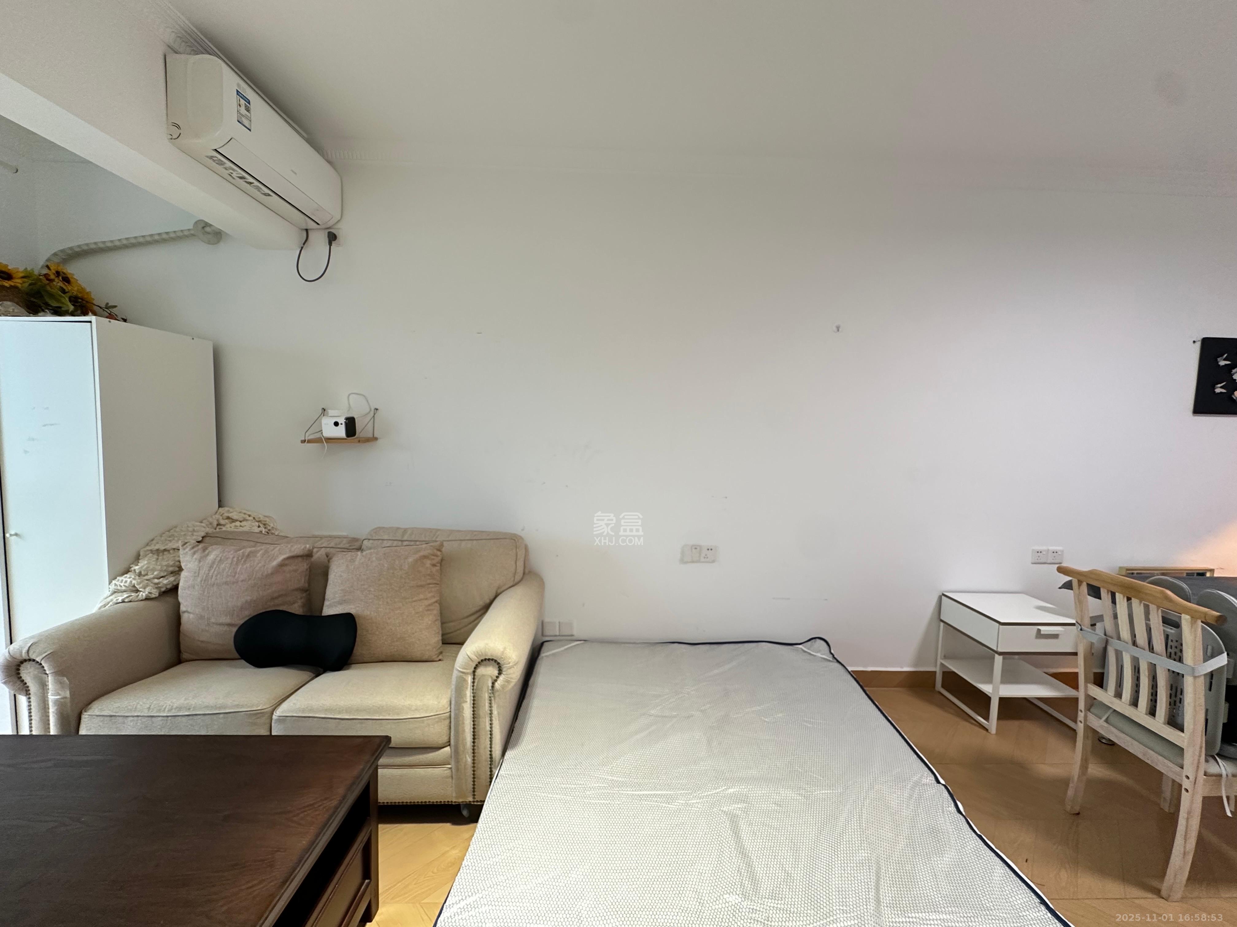 惠通才郡  1室0厅1卫    1900.0元/月室内图