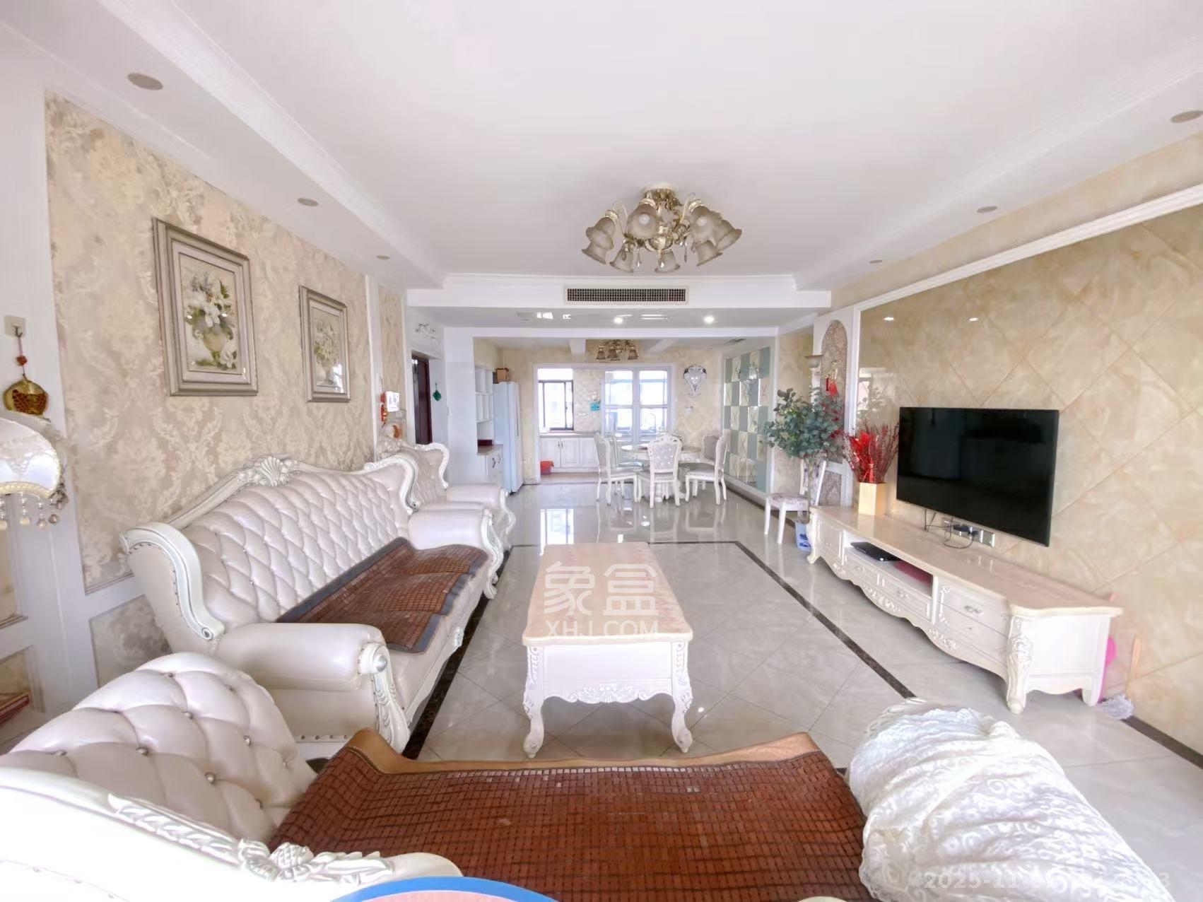 长房时代城  4室2厅2卫    4800.0元/月室内图