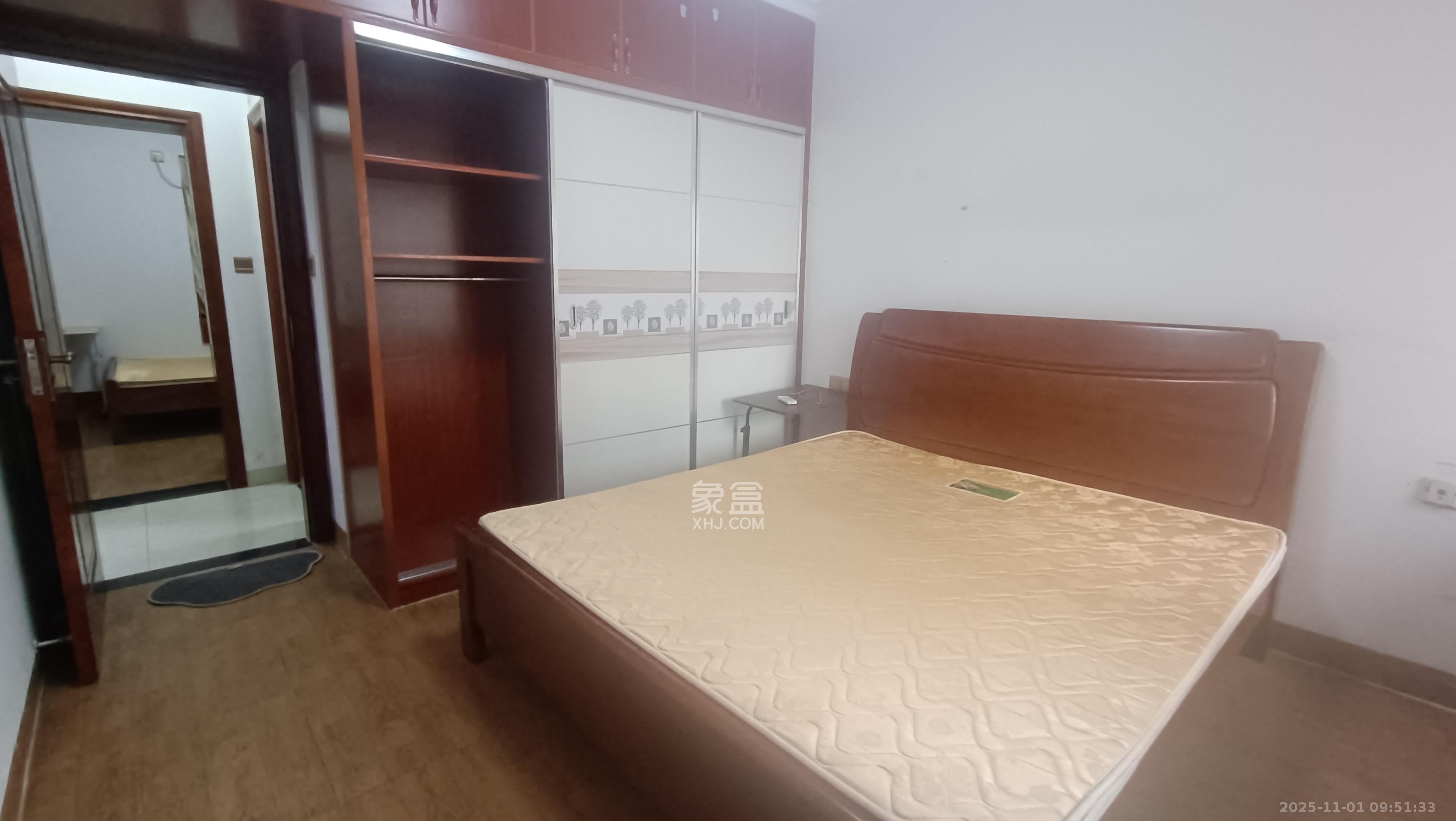 金科时代中心 3室2厅1卫 2000.0元/月 金科时代中心 3室2厅1卫 2000.0元/月室内图