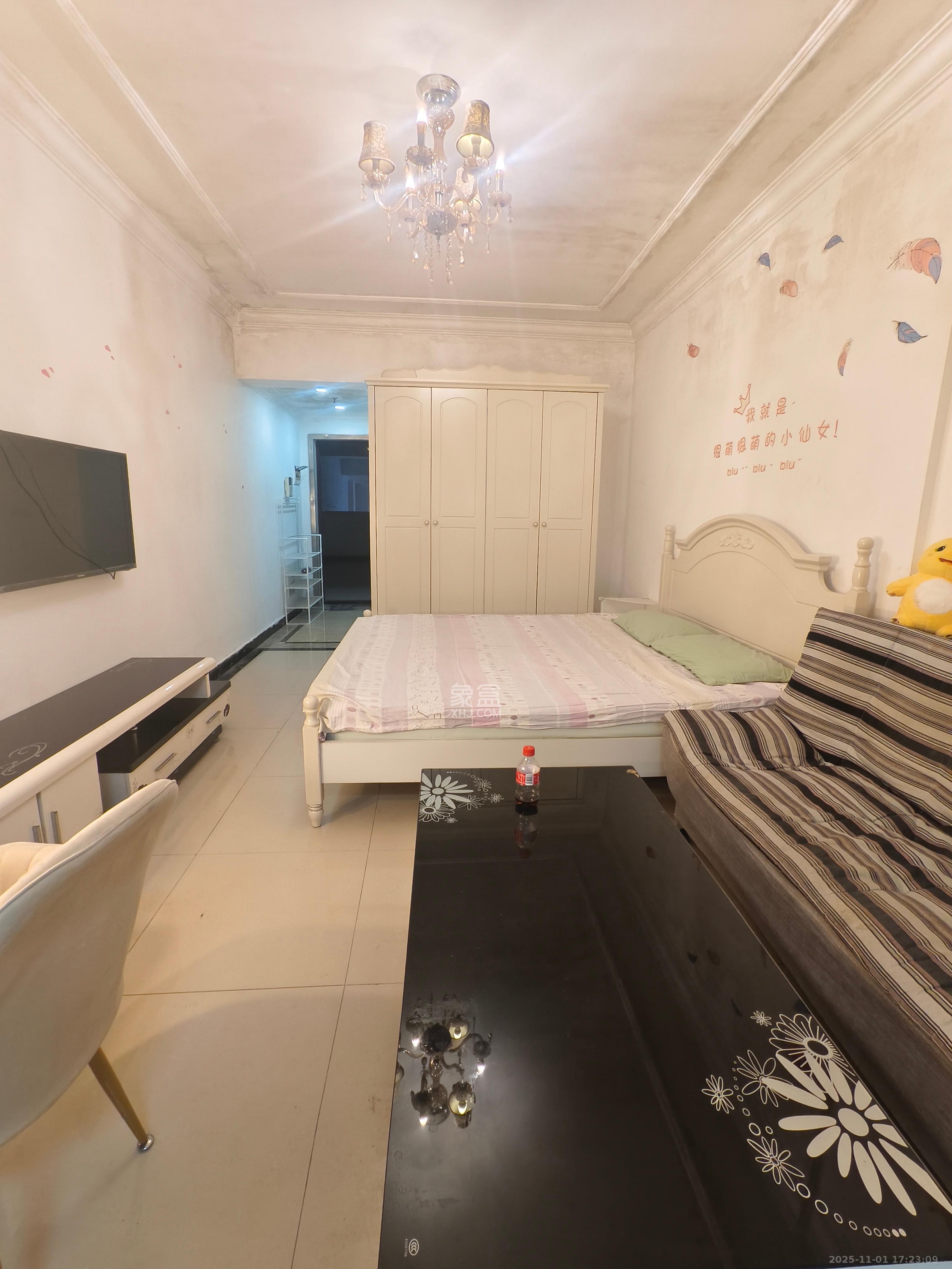 蓝湾国际广场  1室1厅1卫    1500.0元/月室内图