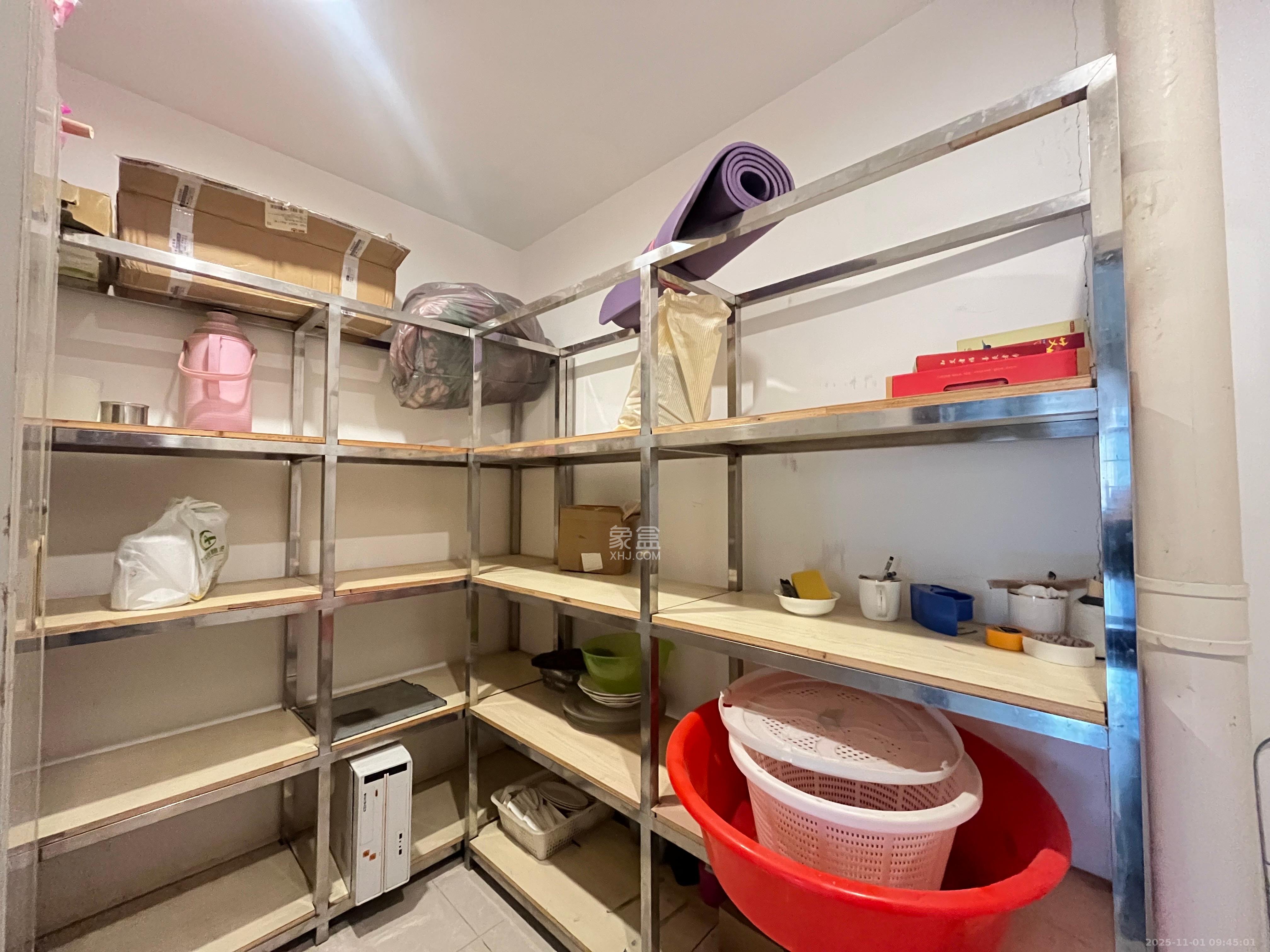 佳兴国际汇  1室1厅1卫    2500.0元/月室内图