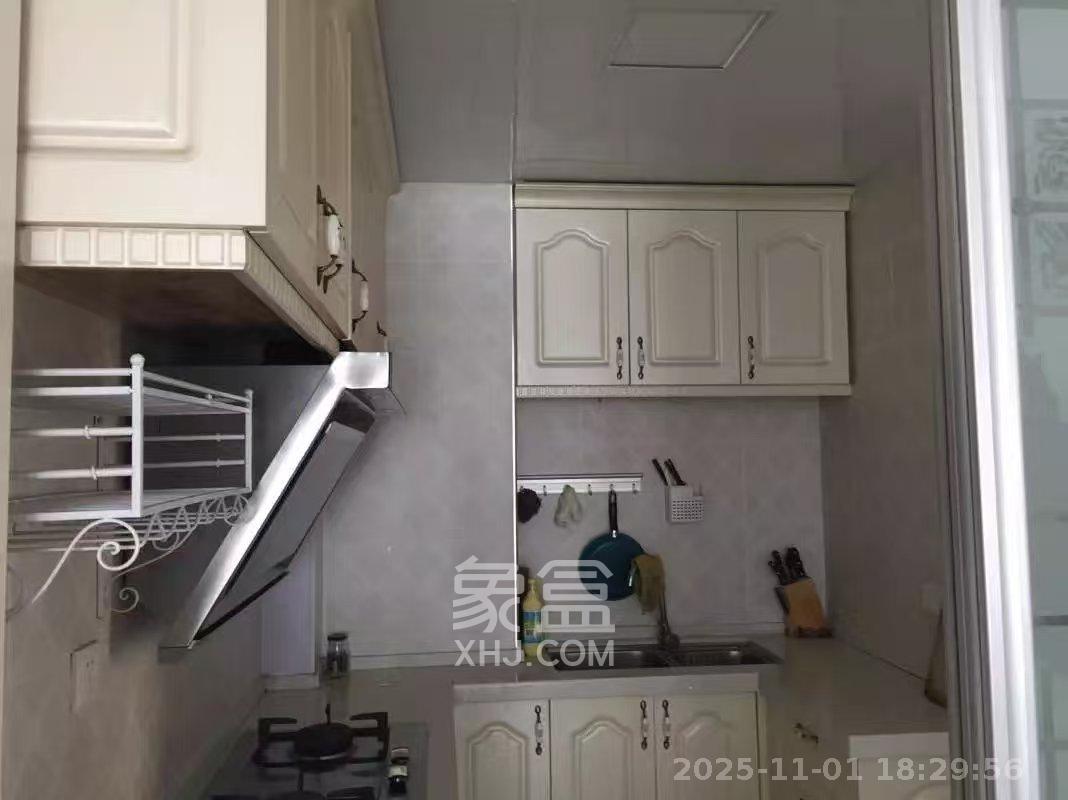 万芙锦城 2室2厅1卫 2500.0元/月 万芙锦城 2室2厅1卫 2500.0元/月室内图