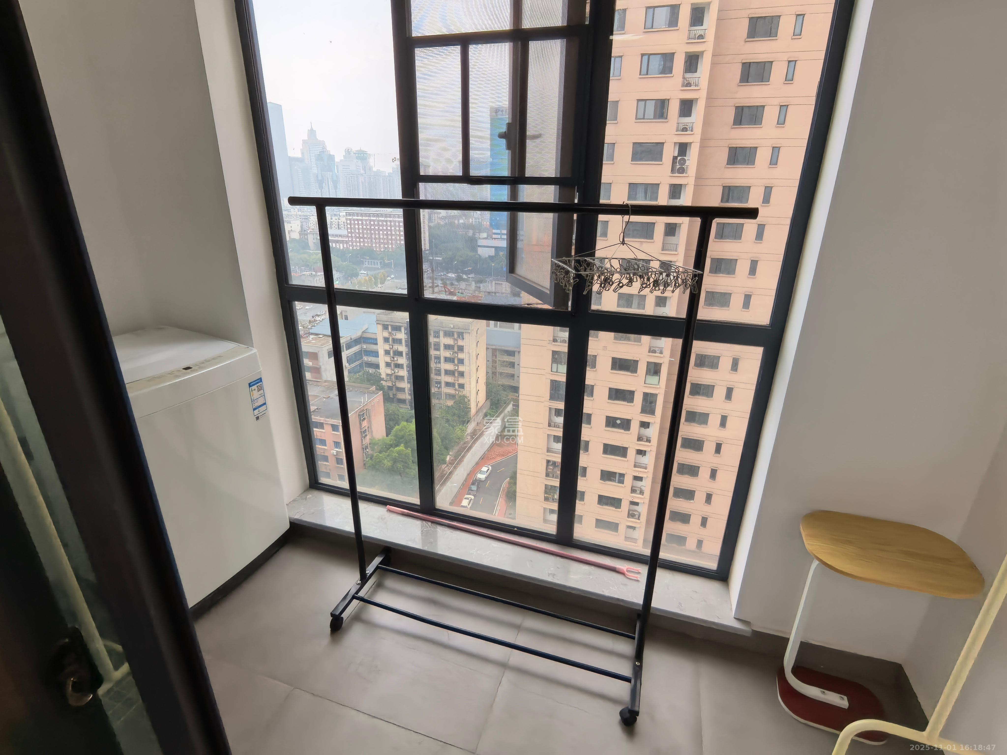 韭菜园嘉苑  2室1厅1卫    3000.0元/月室内图