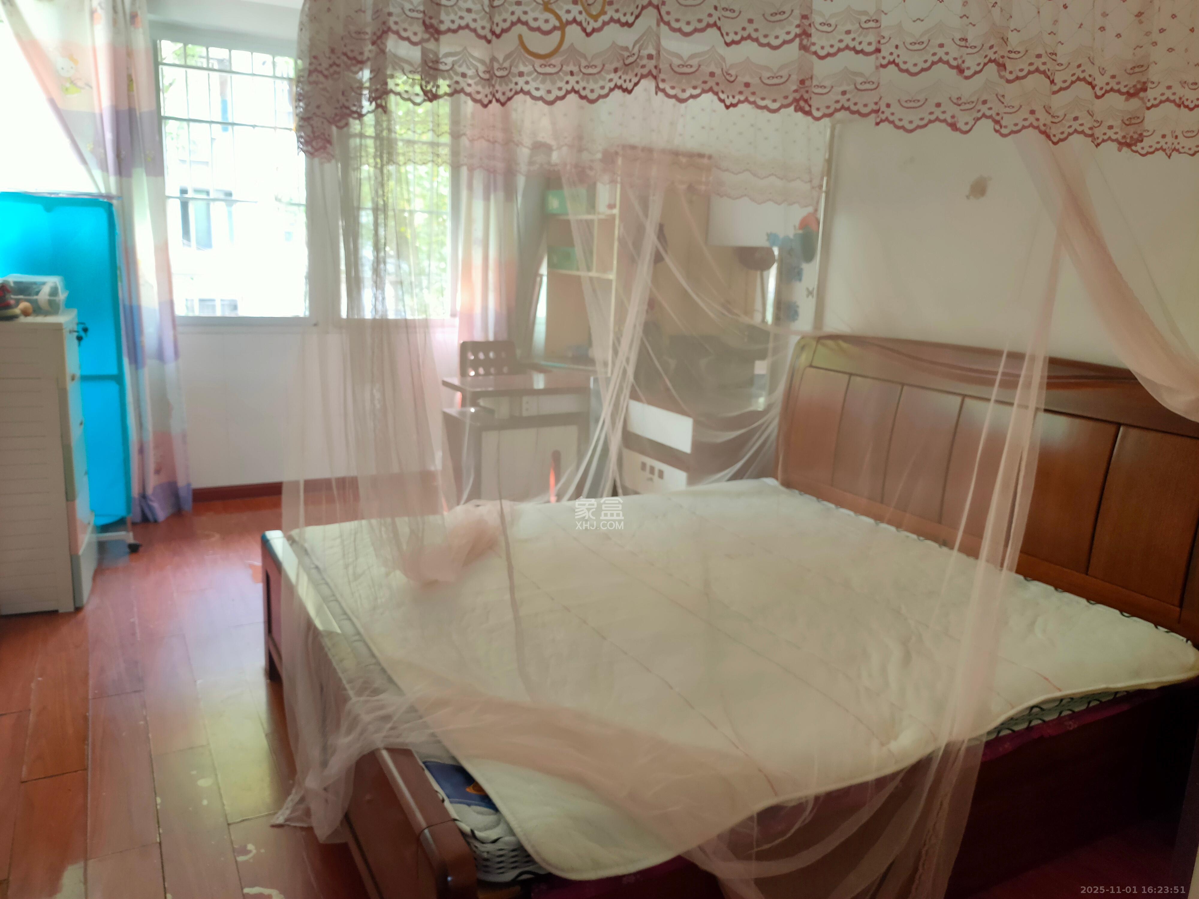 雅雀湖小区  2室1厅1卫    1500.0元/月室内图