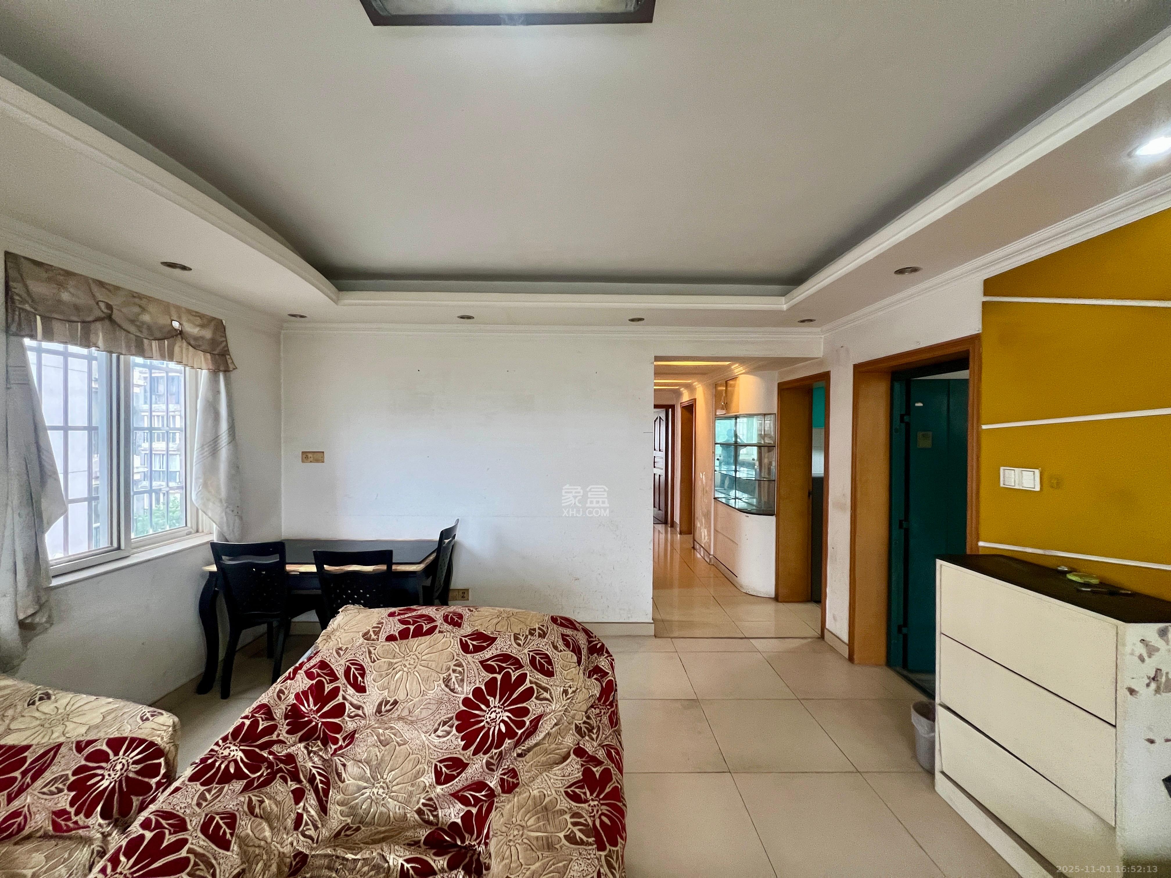 融城花苑 3室2厅2卫 1550.0元/月 融城花苑 3室2厅2卫 1550.0元/月室内图