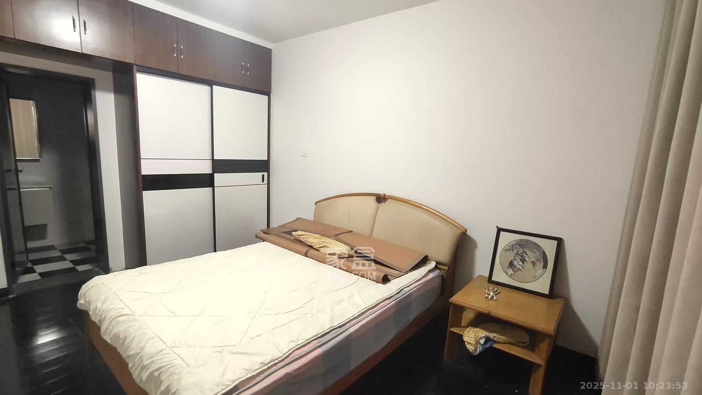 南建公寓 1室1厅1卫 800.0元/月 南建公寓 1室1厅1卫 800.0元/月室内图