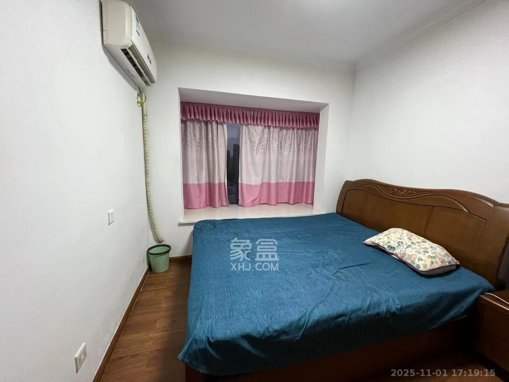 荣盛花语馨苑  2室2厅1卫    2000.0元/月室内图