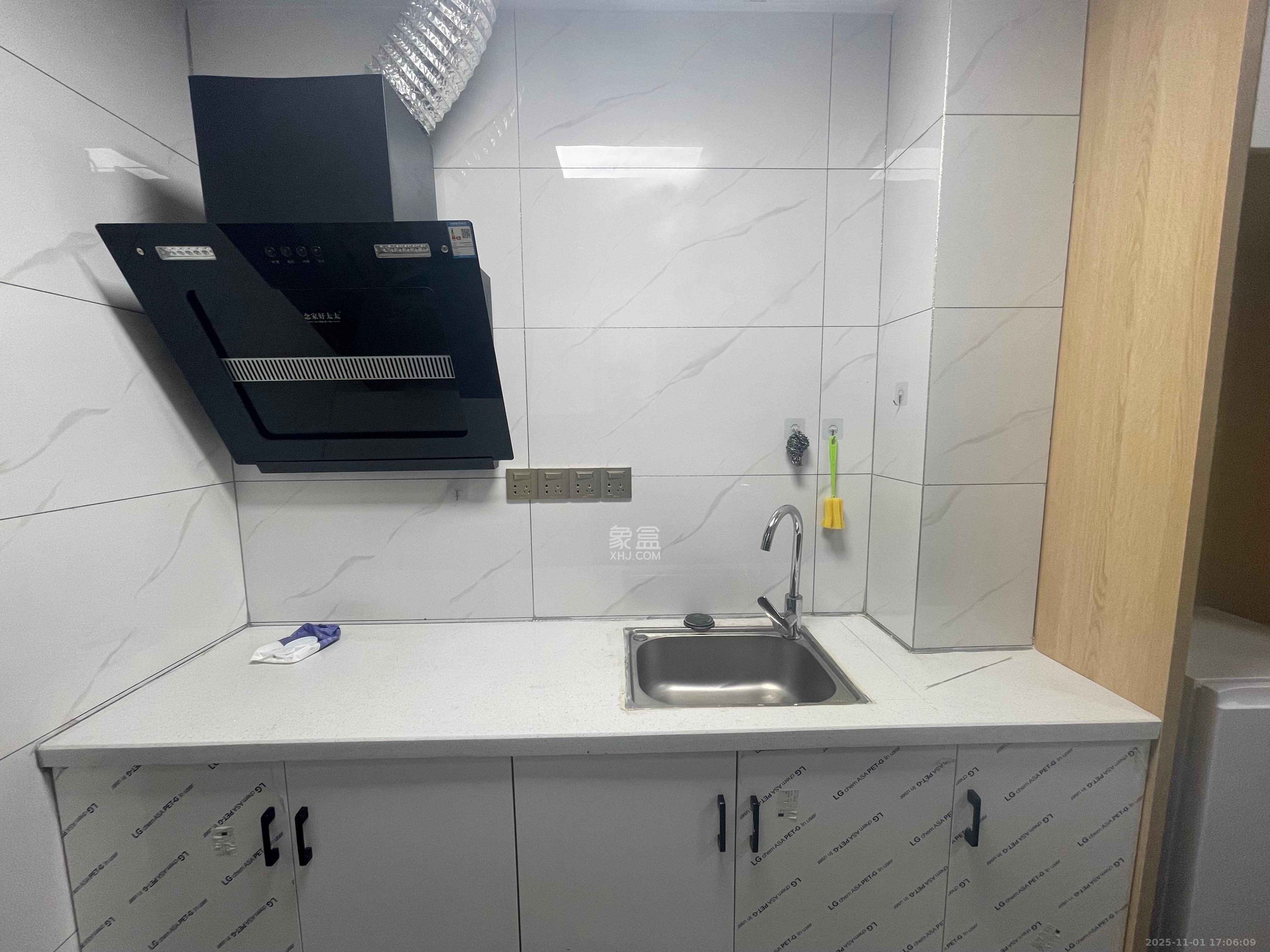 星雅美辰  1室1厅1卫    1500.0元/月室内图