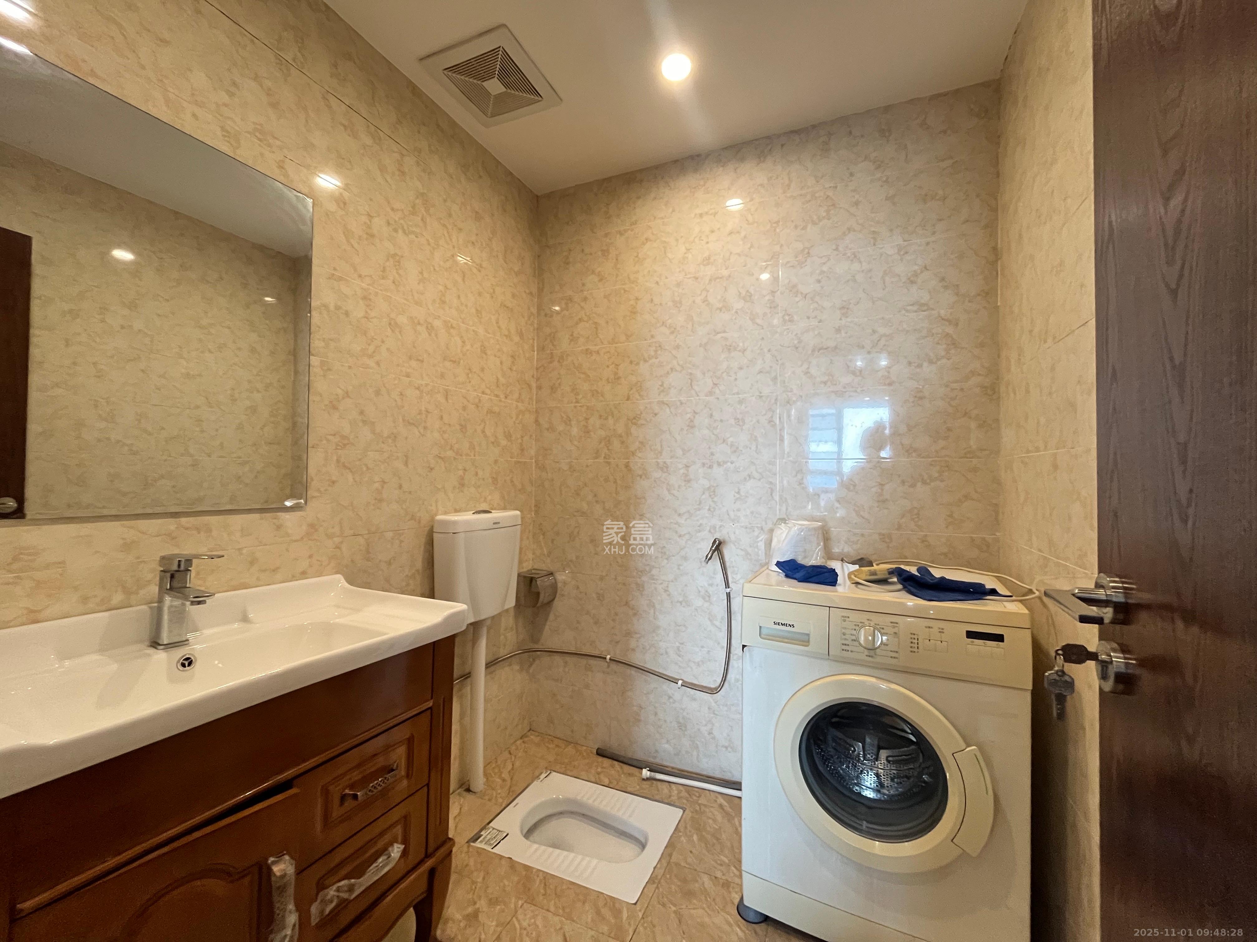 佳兴国际汇  1室1厅1卫    1400.0元/月室内图