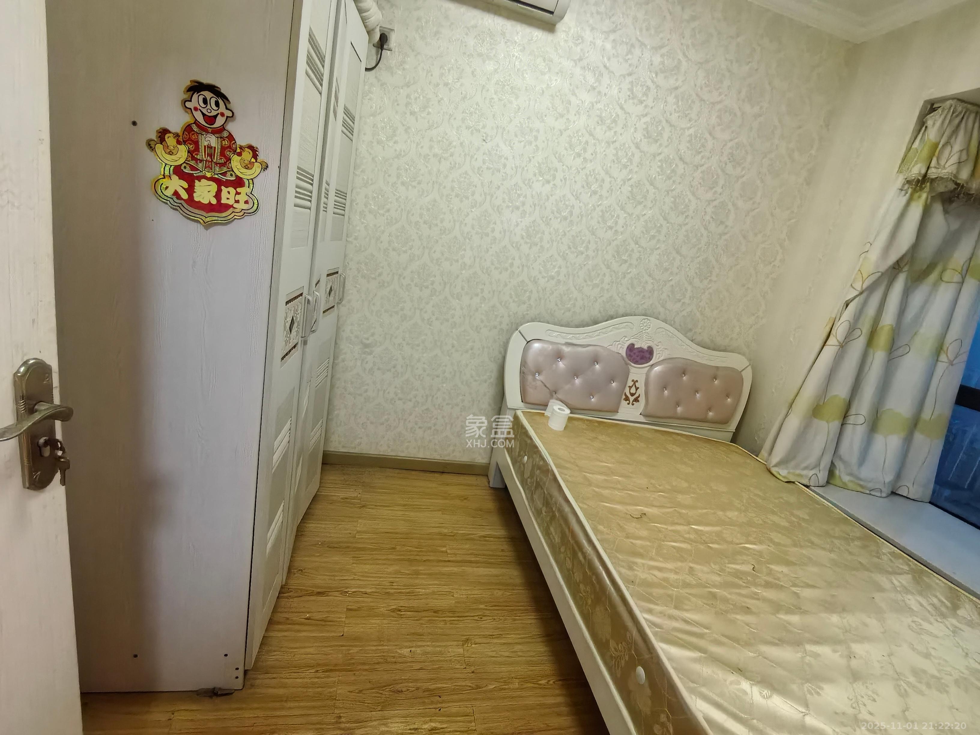 城南故事家园  3室2厅1卫    2100.0元/月室内图