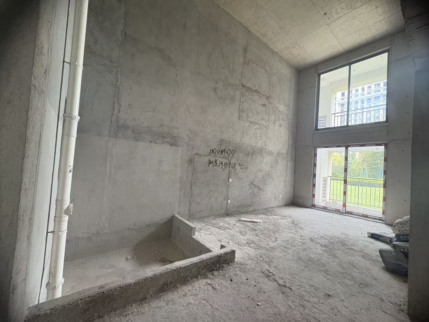 吾悦广场 4室2厅2卫 80.0万 吾悦广场 4室2厅2卫 80.0万卧室